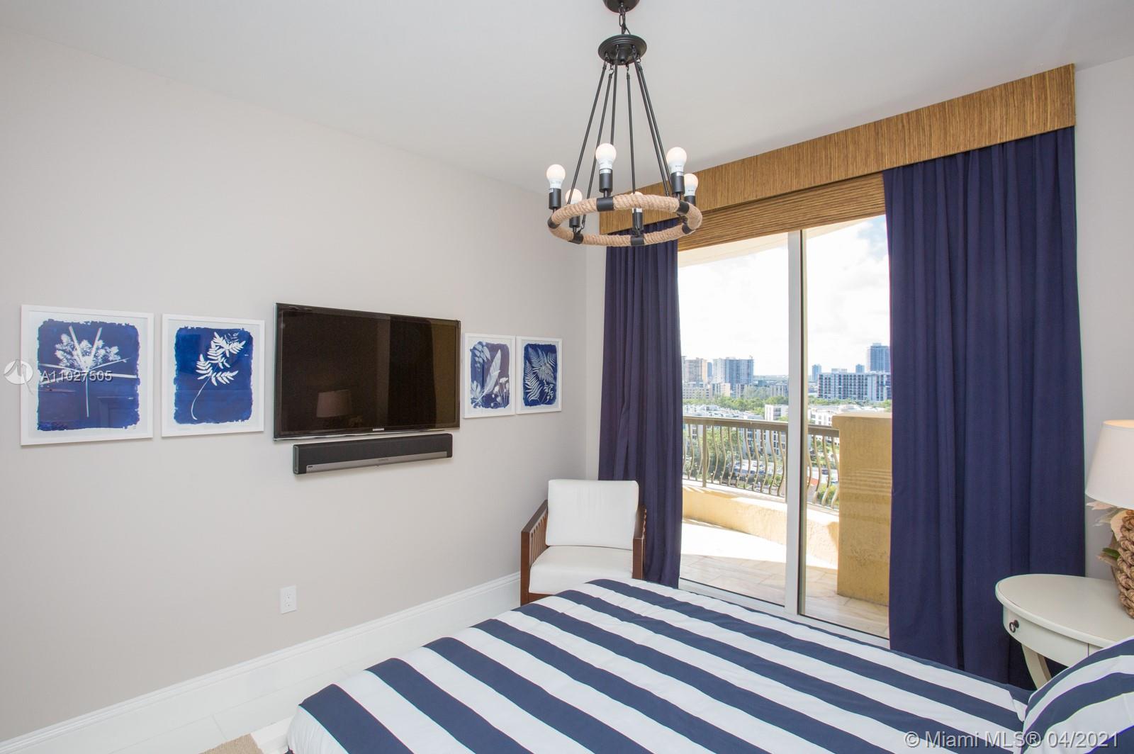 17875 Collins Ave #1202 Sunny Isles Beach, FL 33160