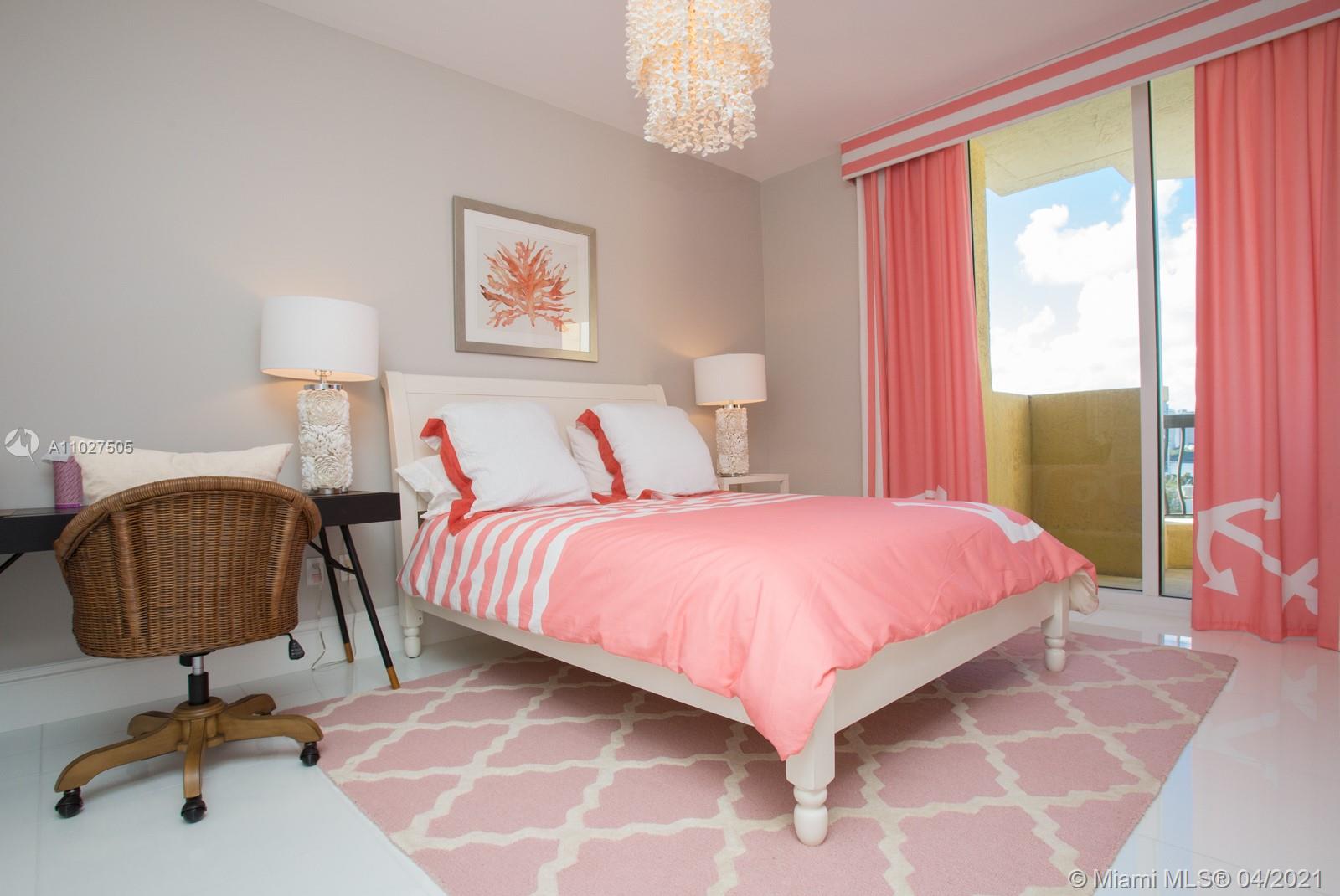 17875 Collins Ave #1202 Sunny Isles Beach, FL 33160