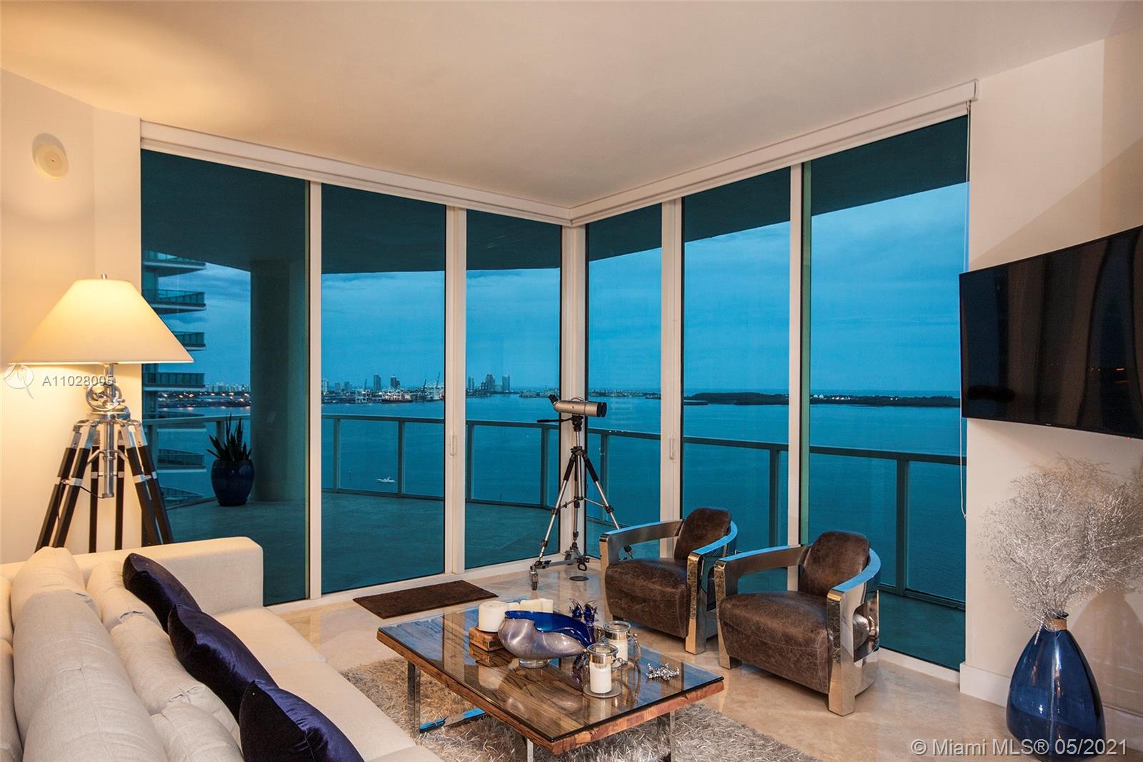 218 SE 14th St #TS301 Miami, FL 33131