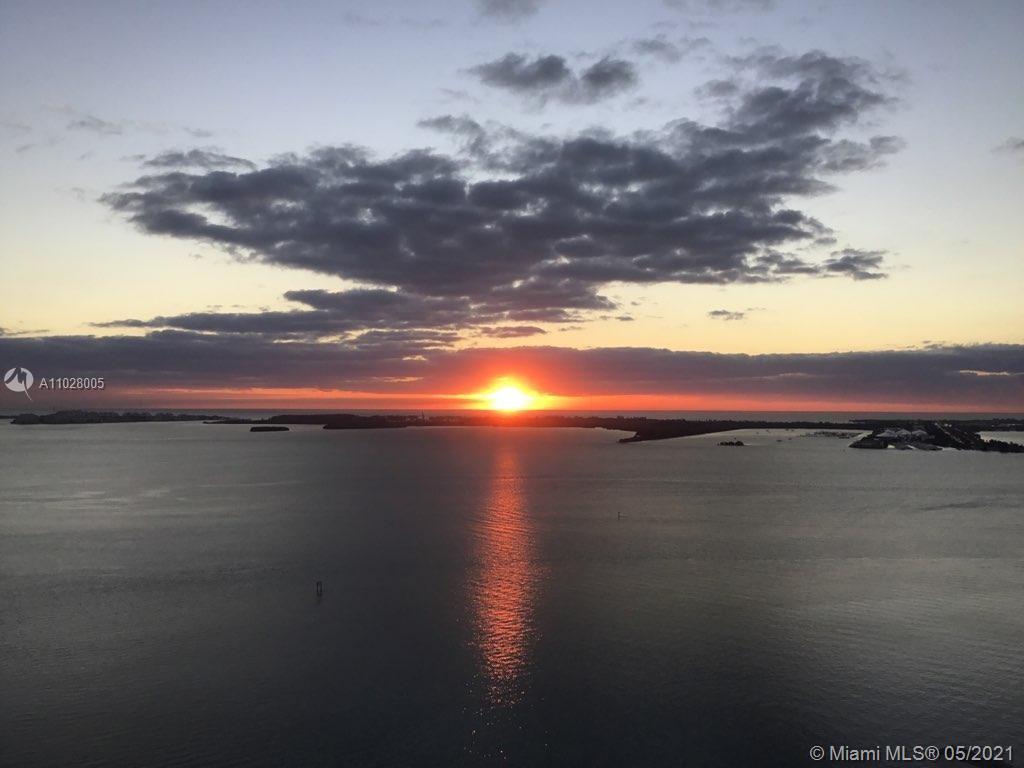 218 SE 14th St #TS301 Miami, FL 33131