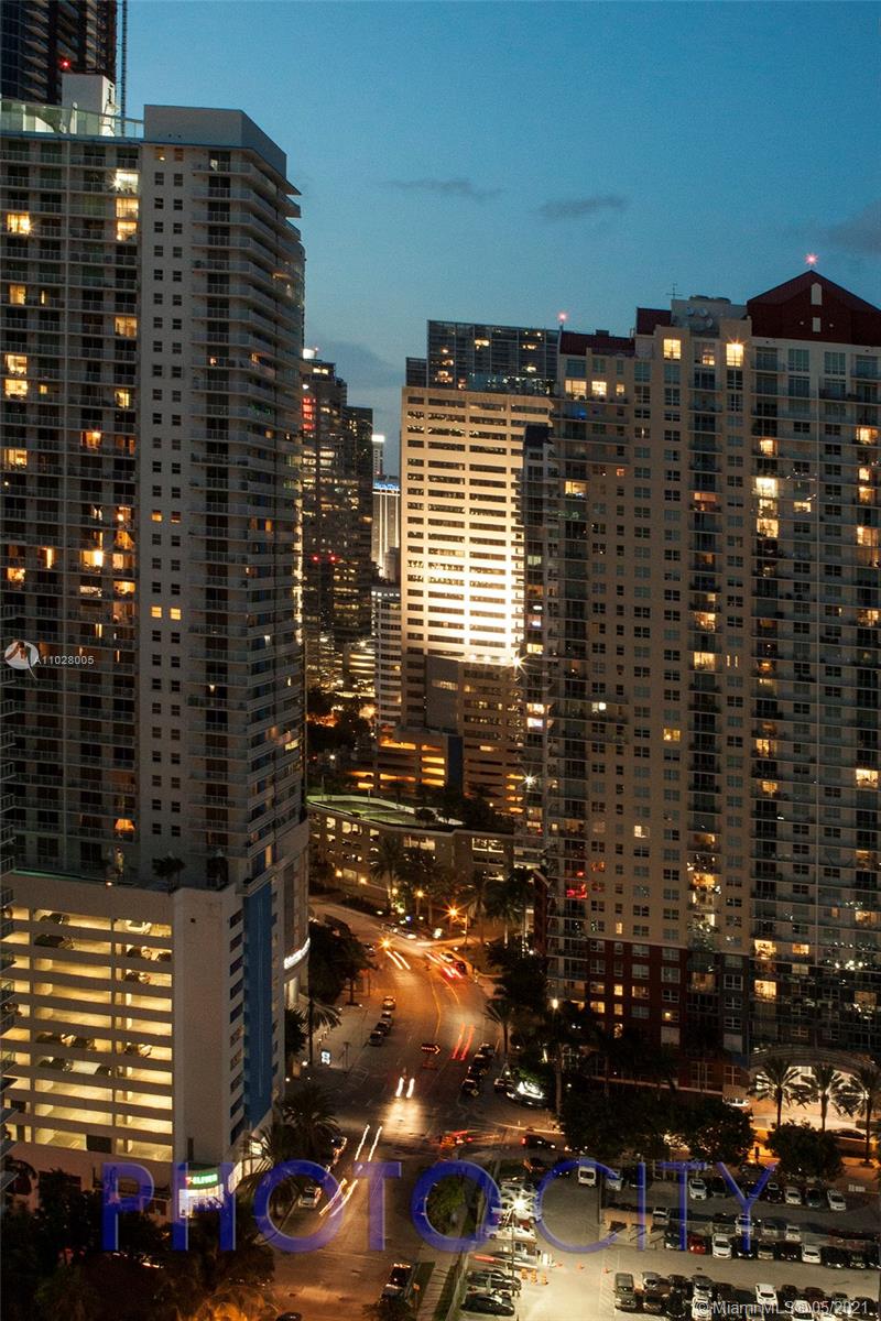 218 SE 14th St #TS301 Miami, FL 33131