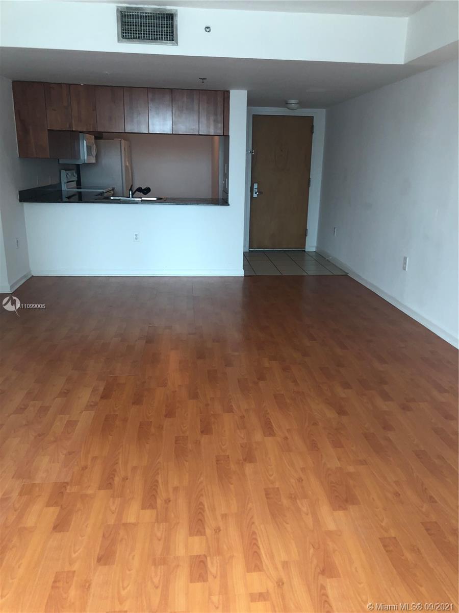 1200 Brickell Bay Dr #3415,Miami, FL 33131
