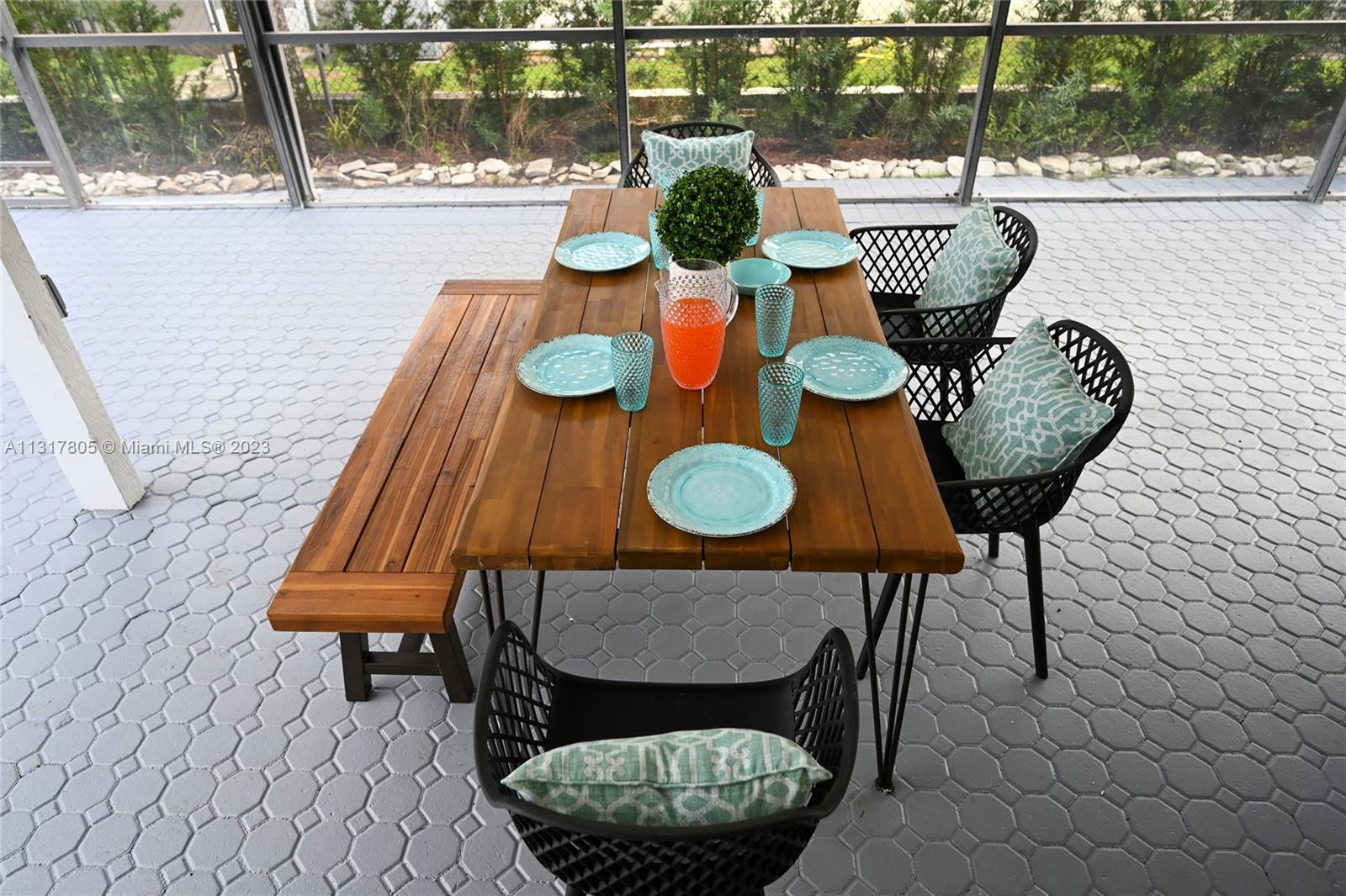 1109 Hollywood Blvd Hollywood, FL 33019