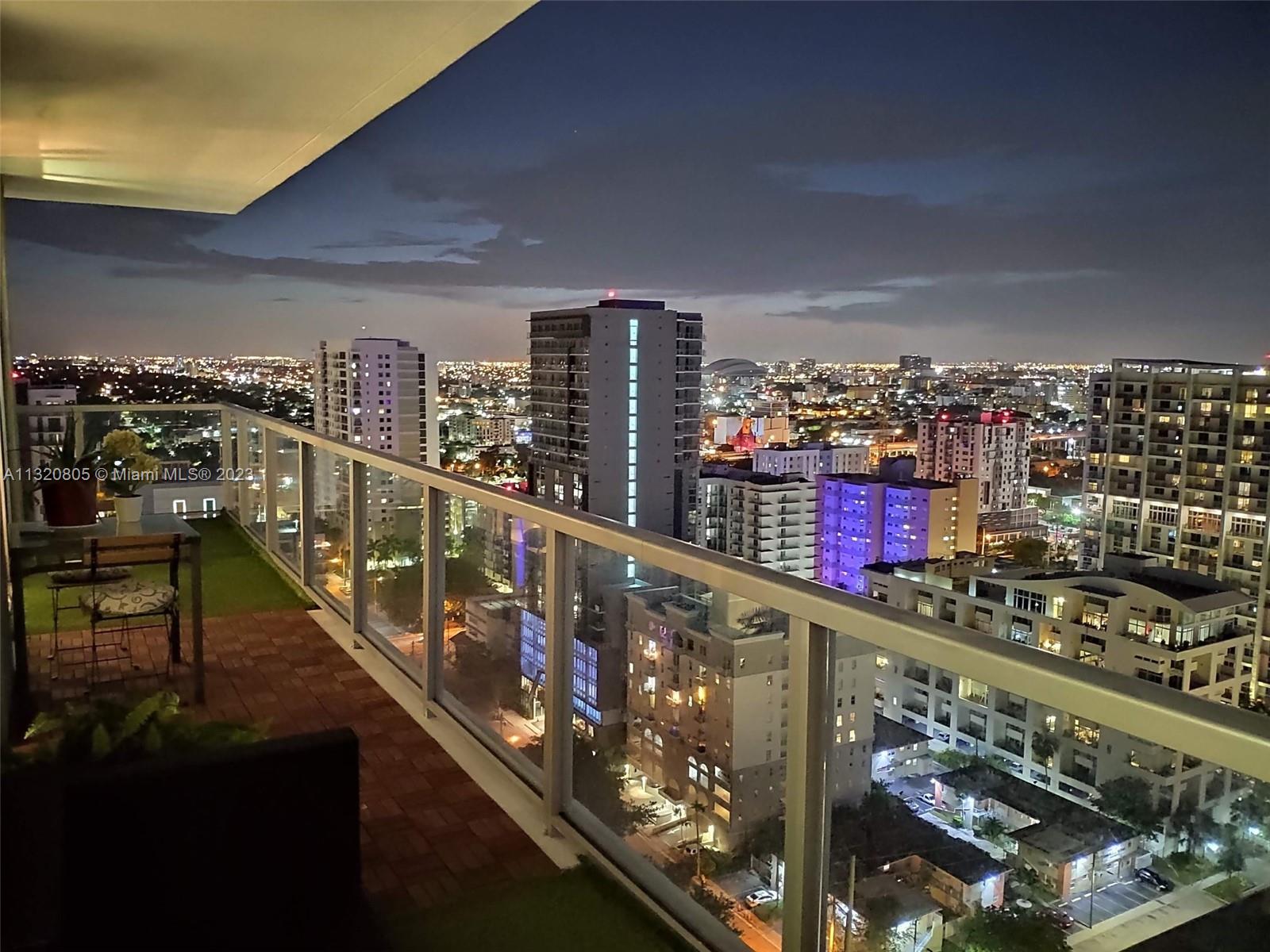 79 SW 12th St #2712-S Miami, FL 33130