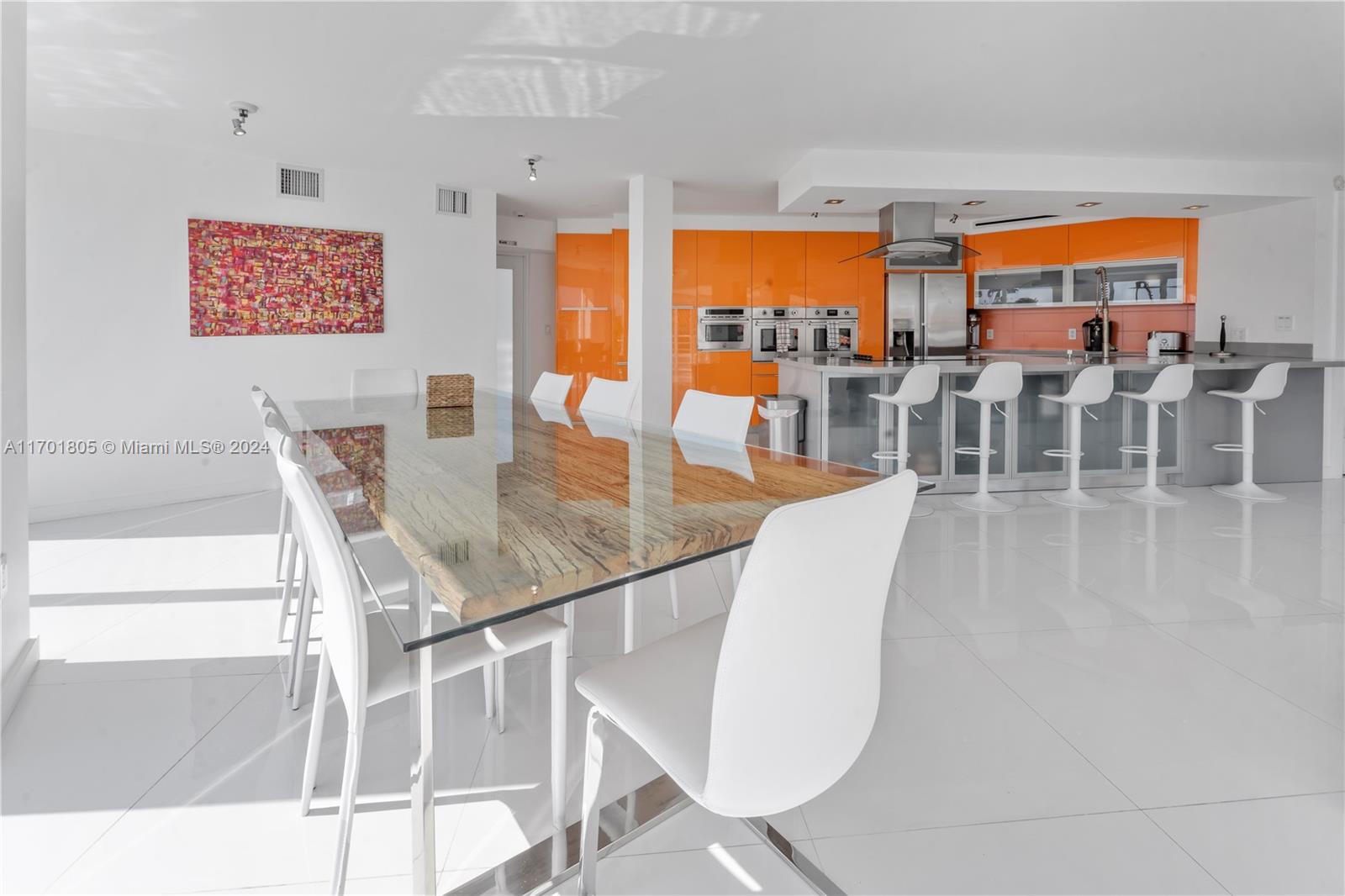 7504 W Treasure Dr North Bay Village, FL 33141