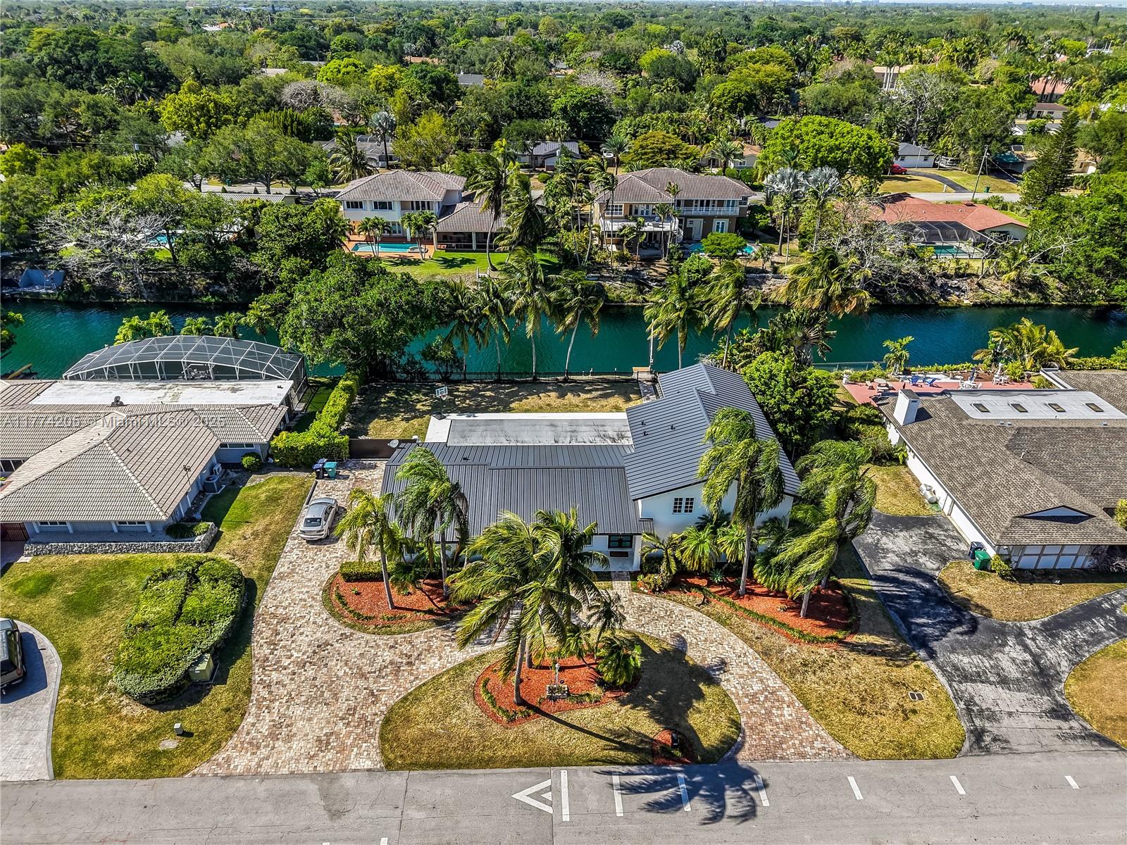 7501 SW 174th St Palmetto Bay, FL 33157