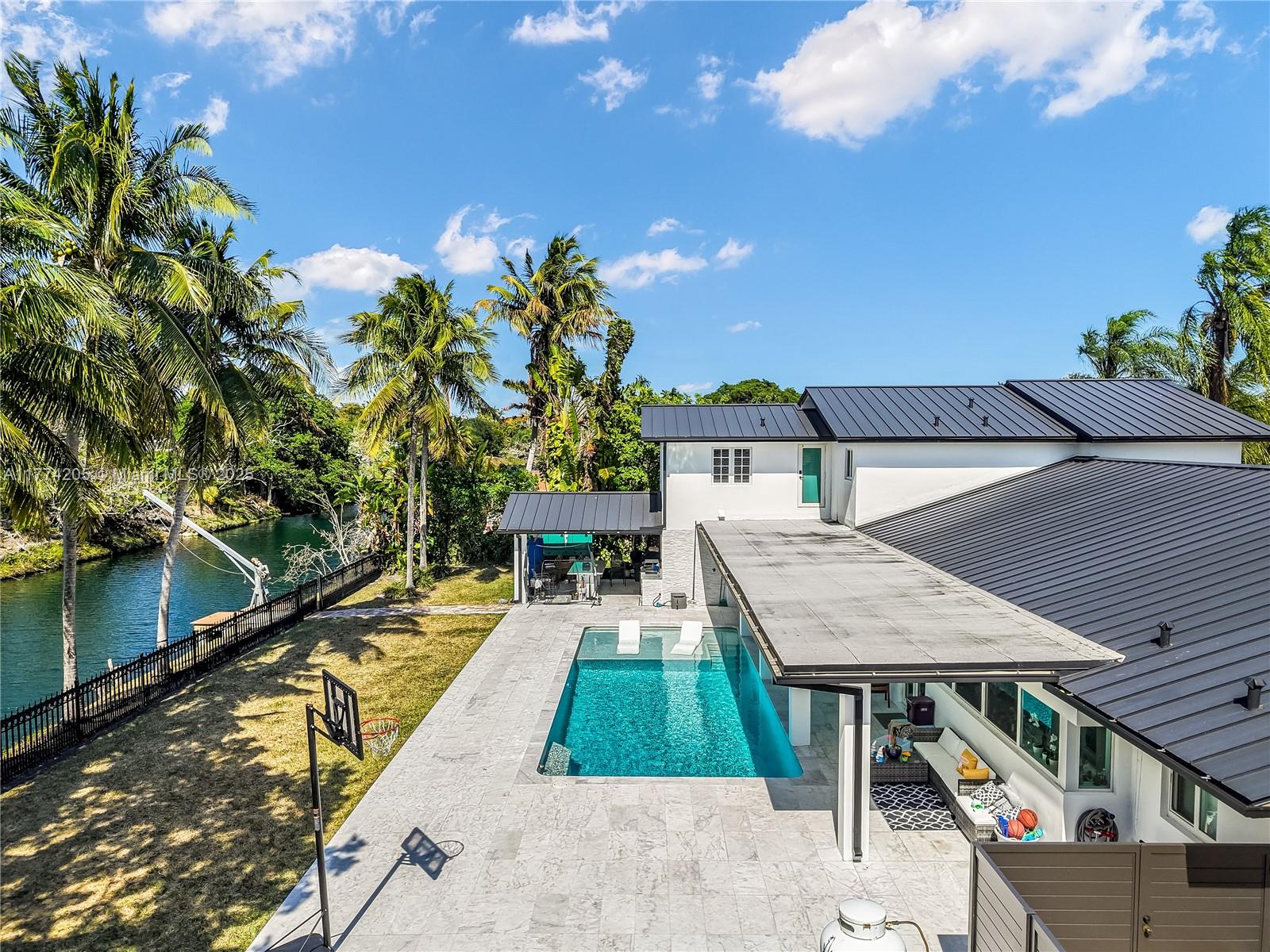 7501 SW 174th St Palmetto Bay, FL 33157