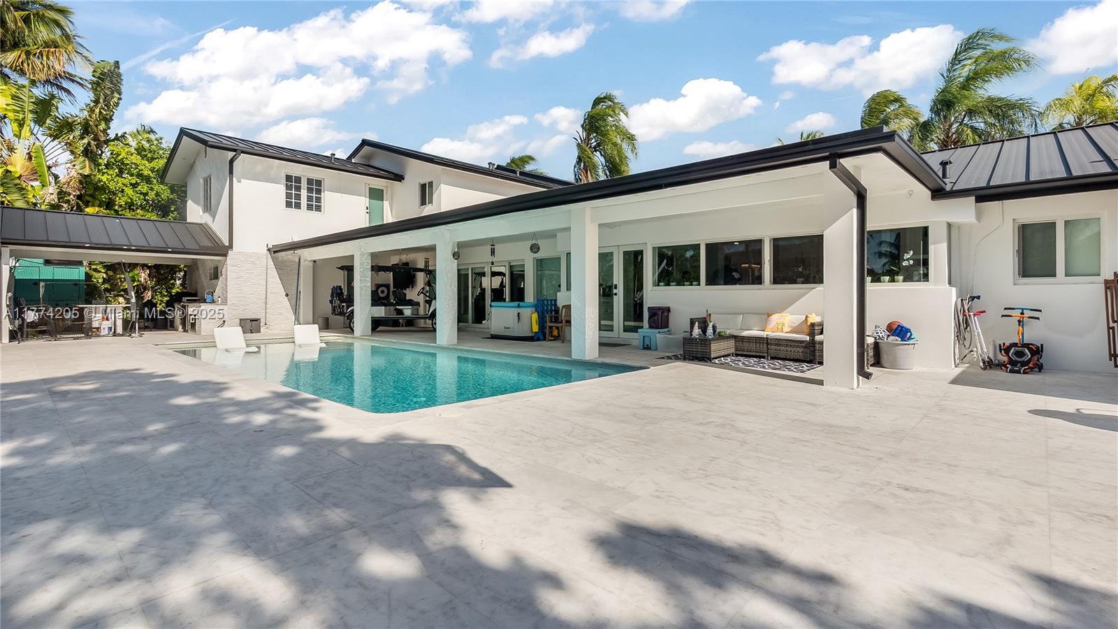 7501 SW 174th St Palmetto Bay, FL 33157