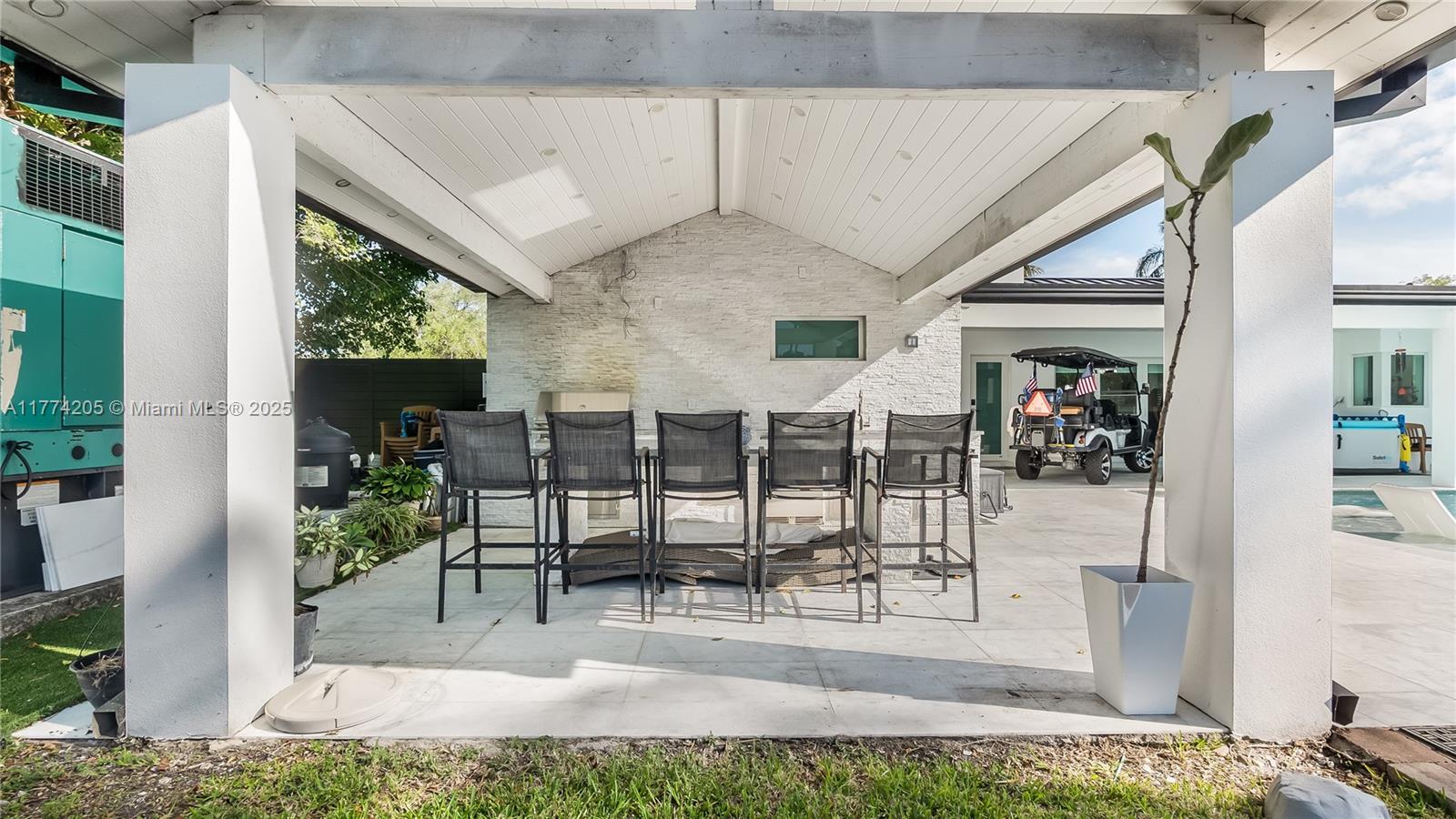 7501 SW 174th St Palmetto Bay, FL 33157