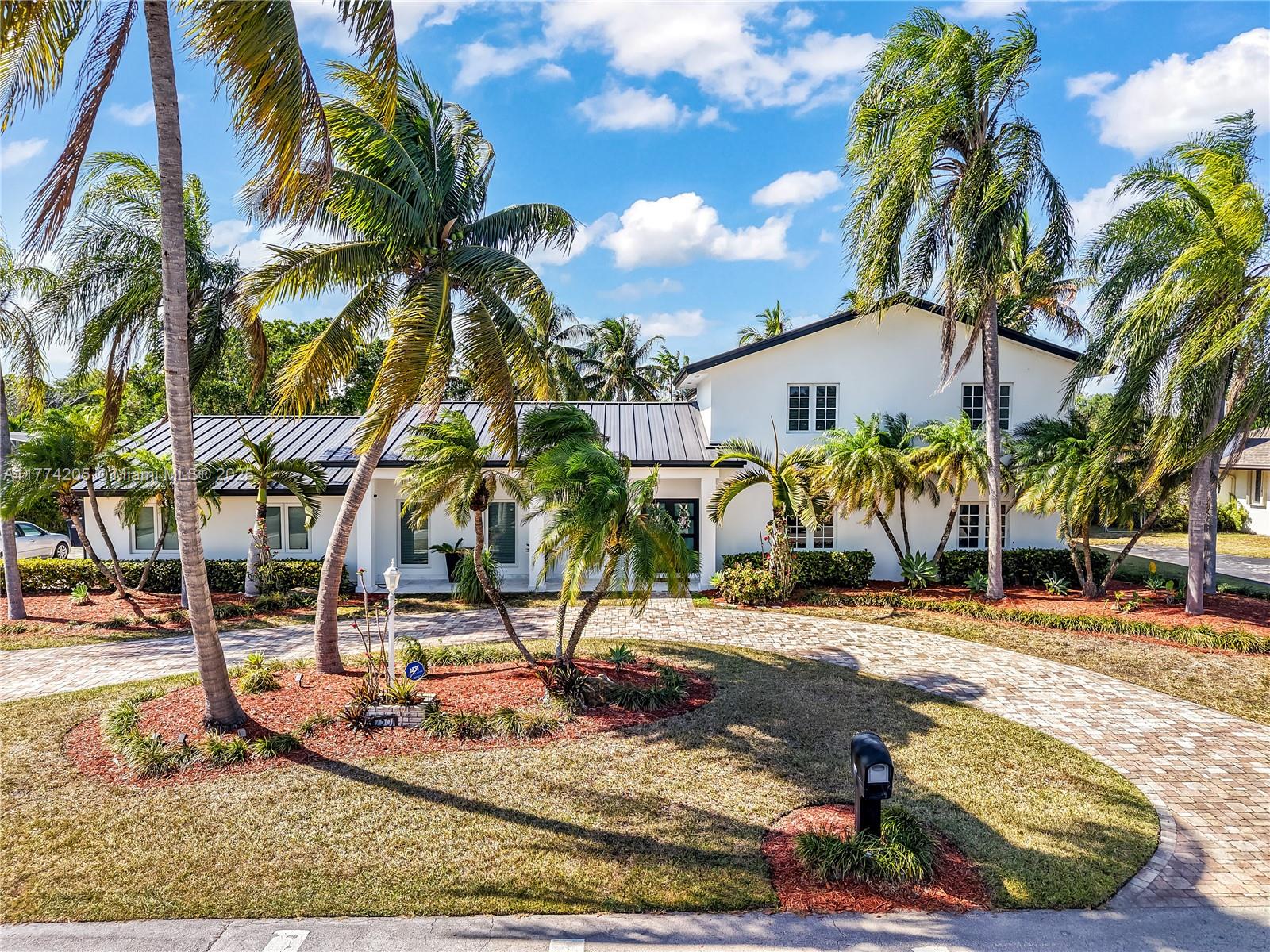 7501 SW 174th St Palmetto Bay, FL 33157