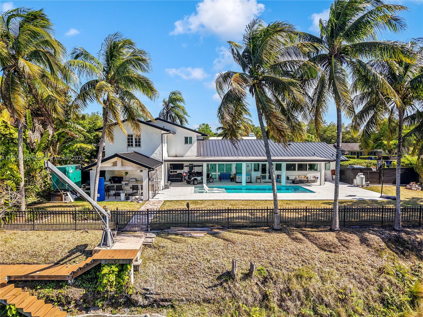 7501 SW 174th St Palmetto Bay, FL 33157