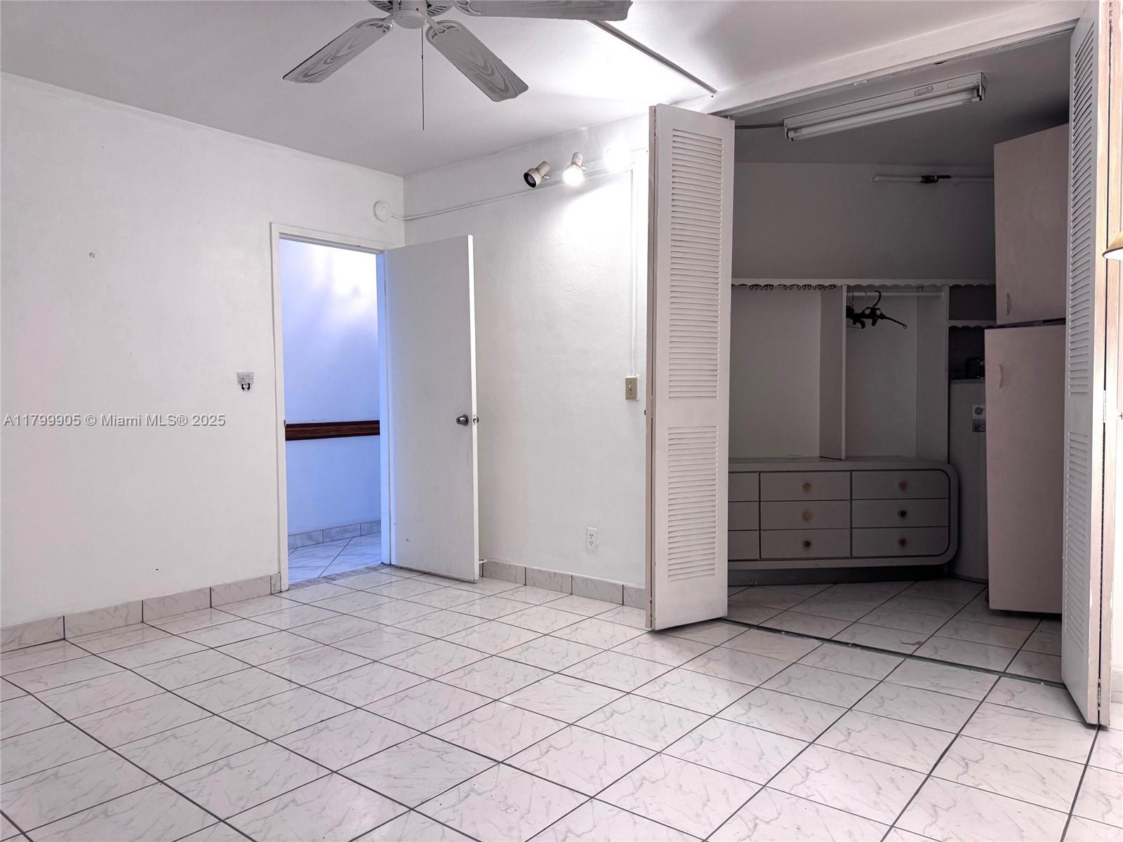 1936 S Ocean Dr #8D,Hallandale Beach, FL 33009