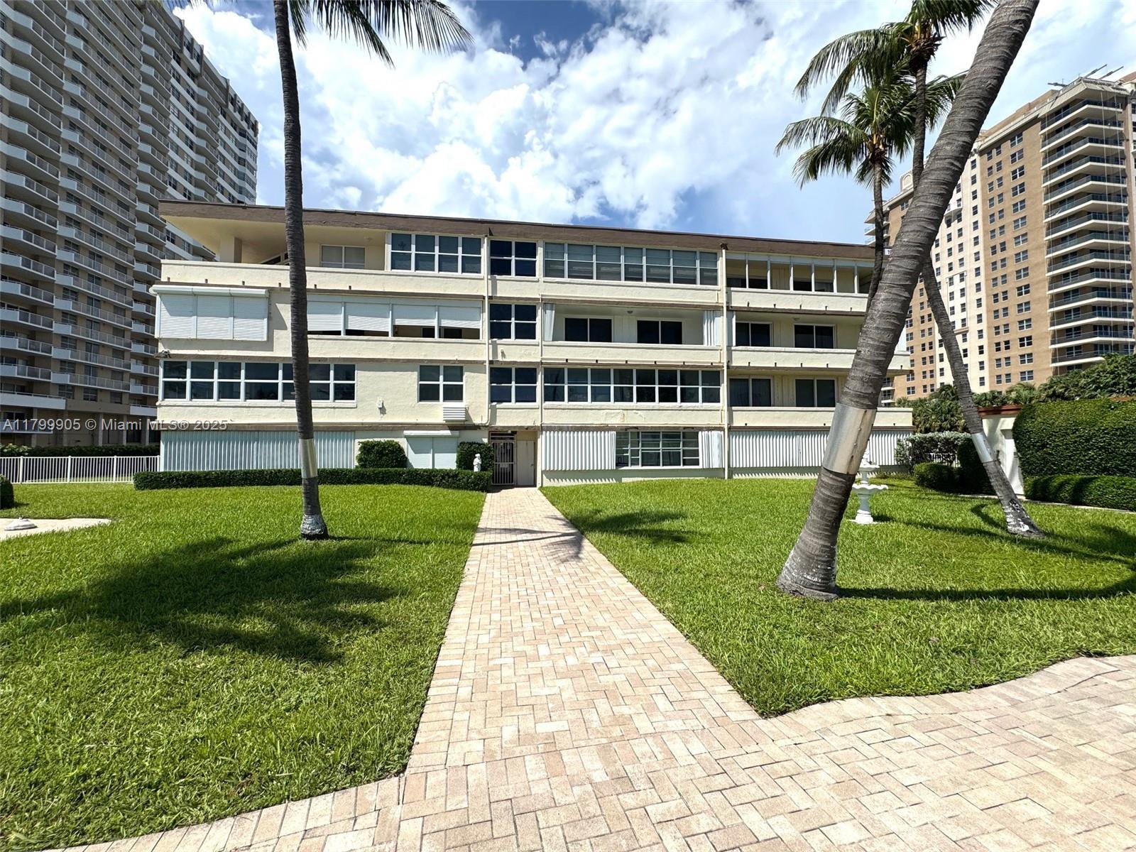 1936 S Ocean Dr #8D,Hallandale Beach, FL 33009