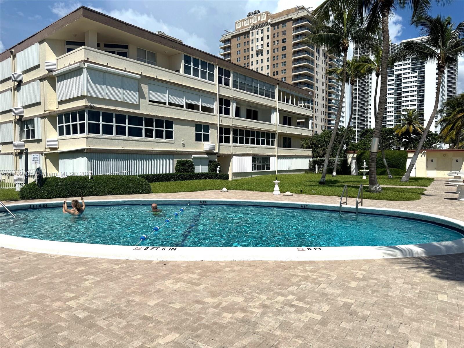 1936 S Ocean Dr #8D,Hallandale Beach, FL 33009