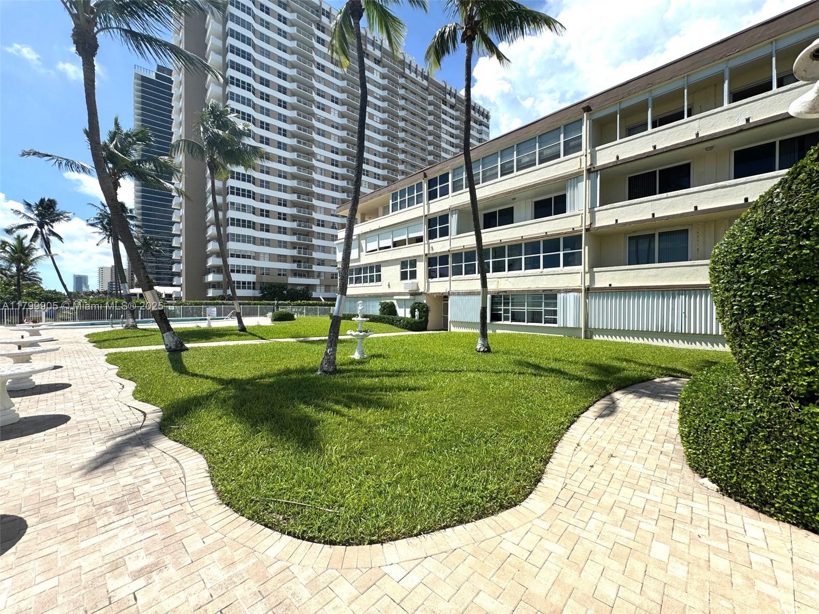 1936 S Ocean Dr #8D,Hallandale Beach, FL 33009