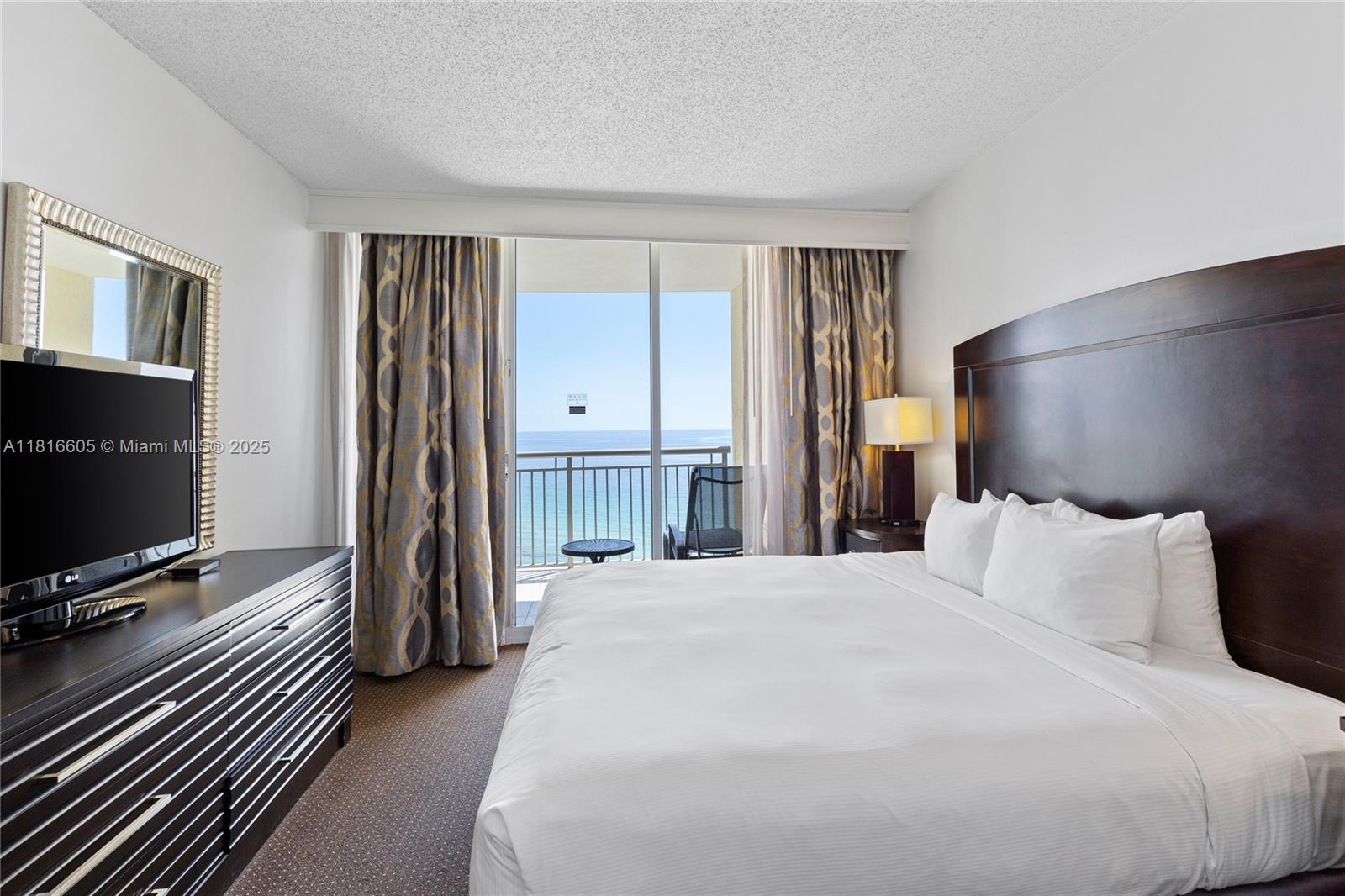 17375 Collins Ave #1908,Sunny Isles Beach, FL 33160