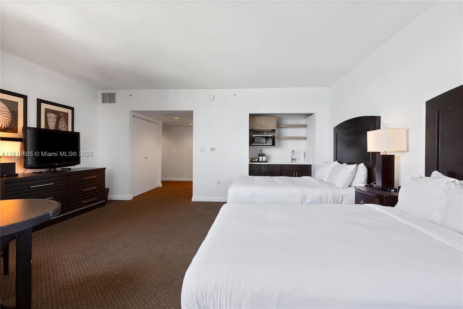 17375 Collins Ave #1908,Sunny Isles Beach, FL 33160