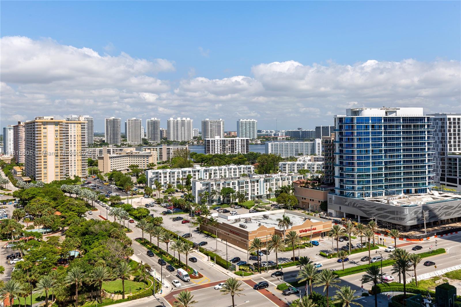 17375 Collins Ave #1908,Sunny Isles Beach, FL 33160