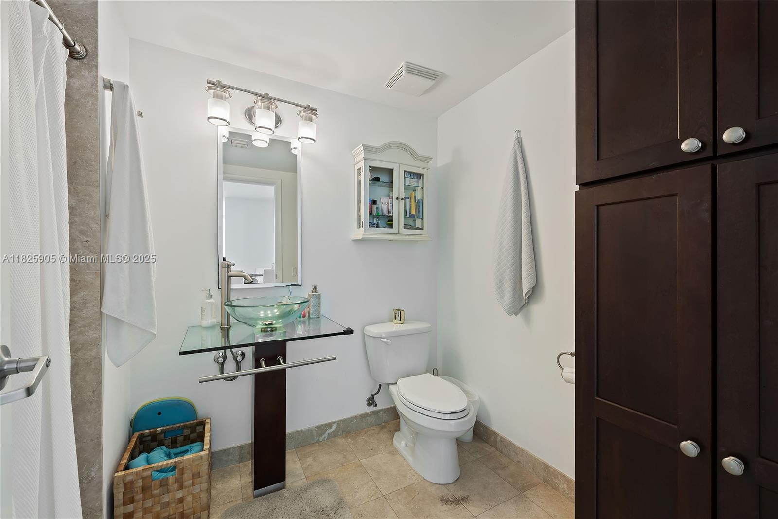 image Wind Condo16