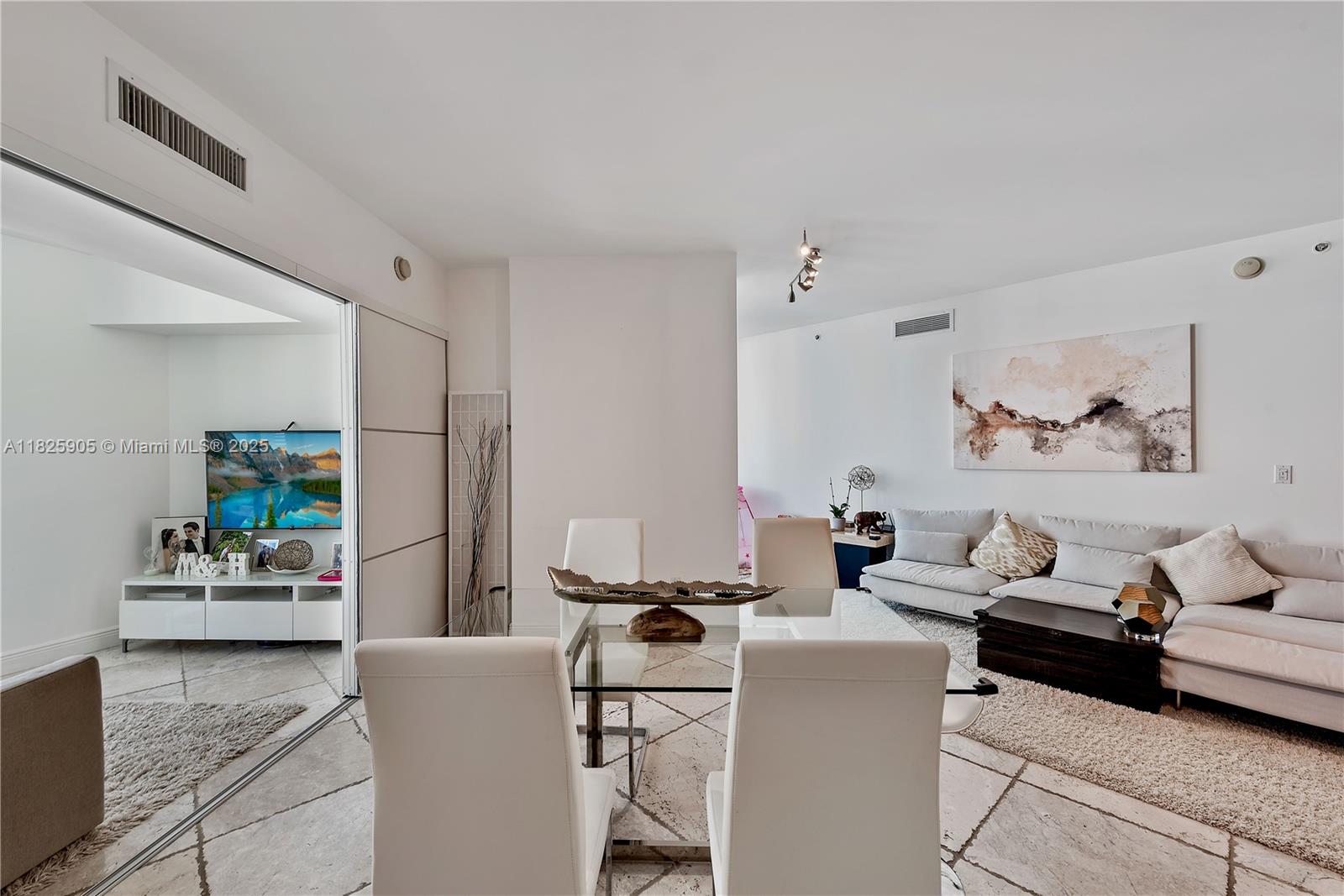 image Wind Condo4