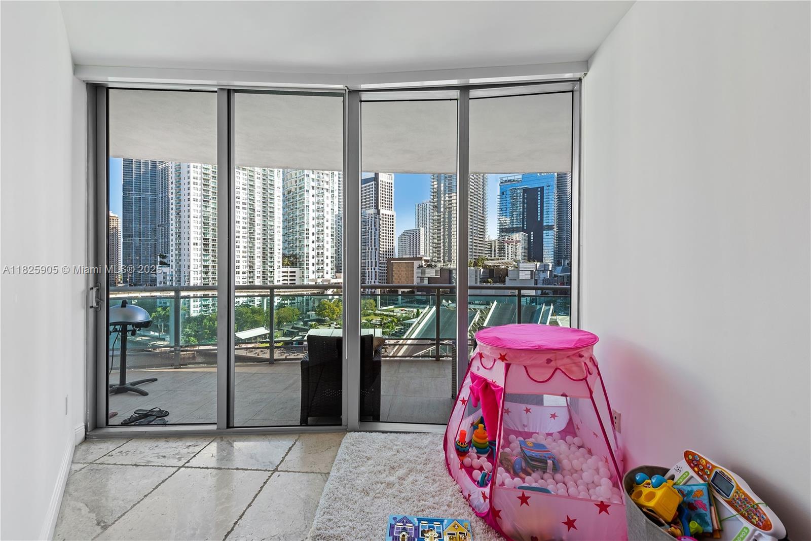 image Wind Condo6