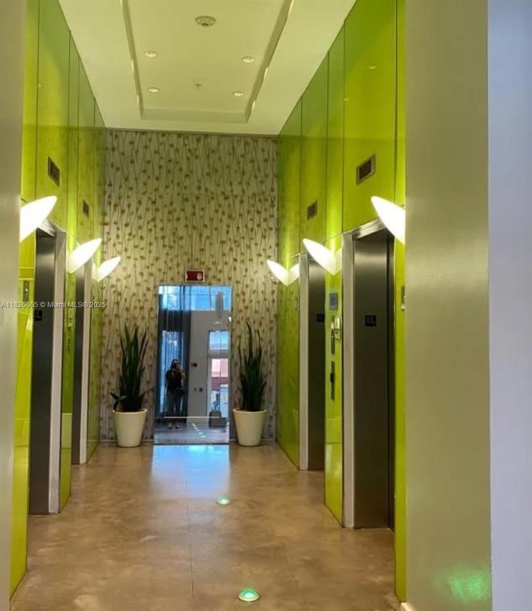 image Loft 221