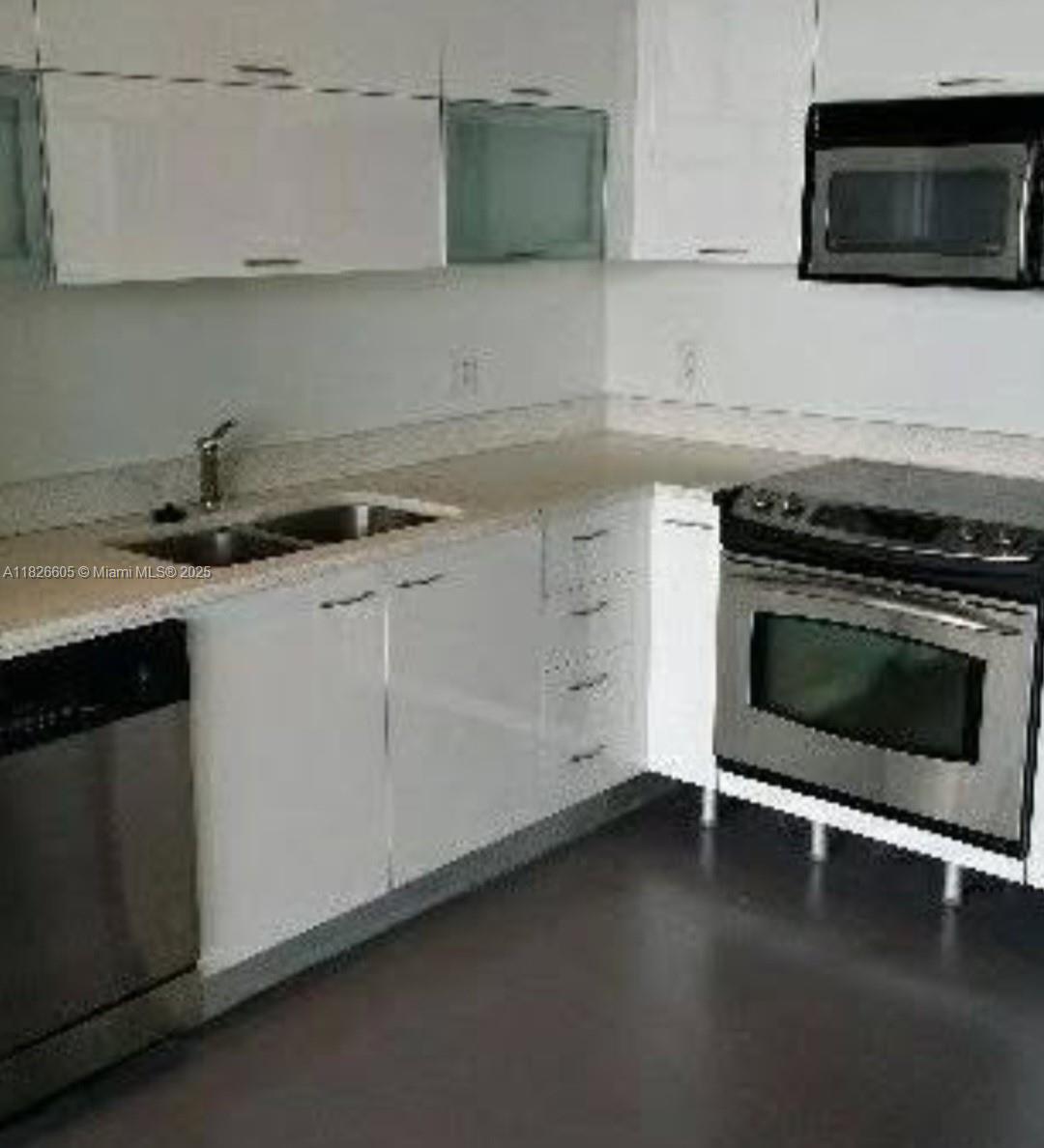 image Loft 25