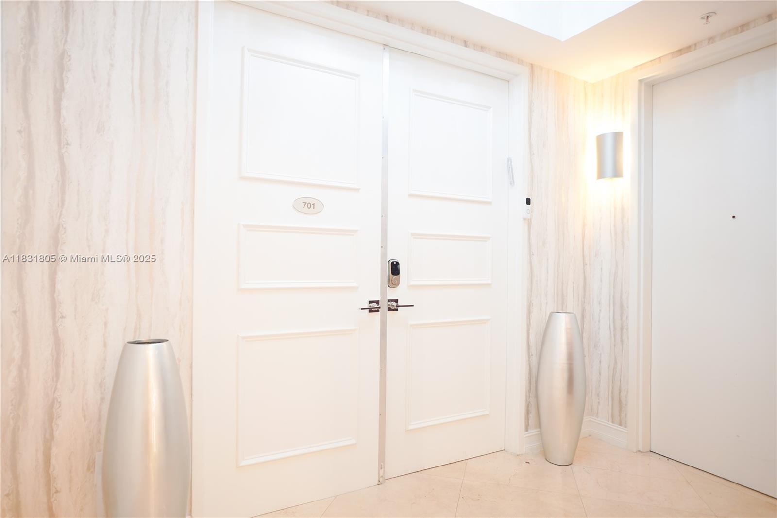 image Trump Palace Condo1