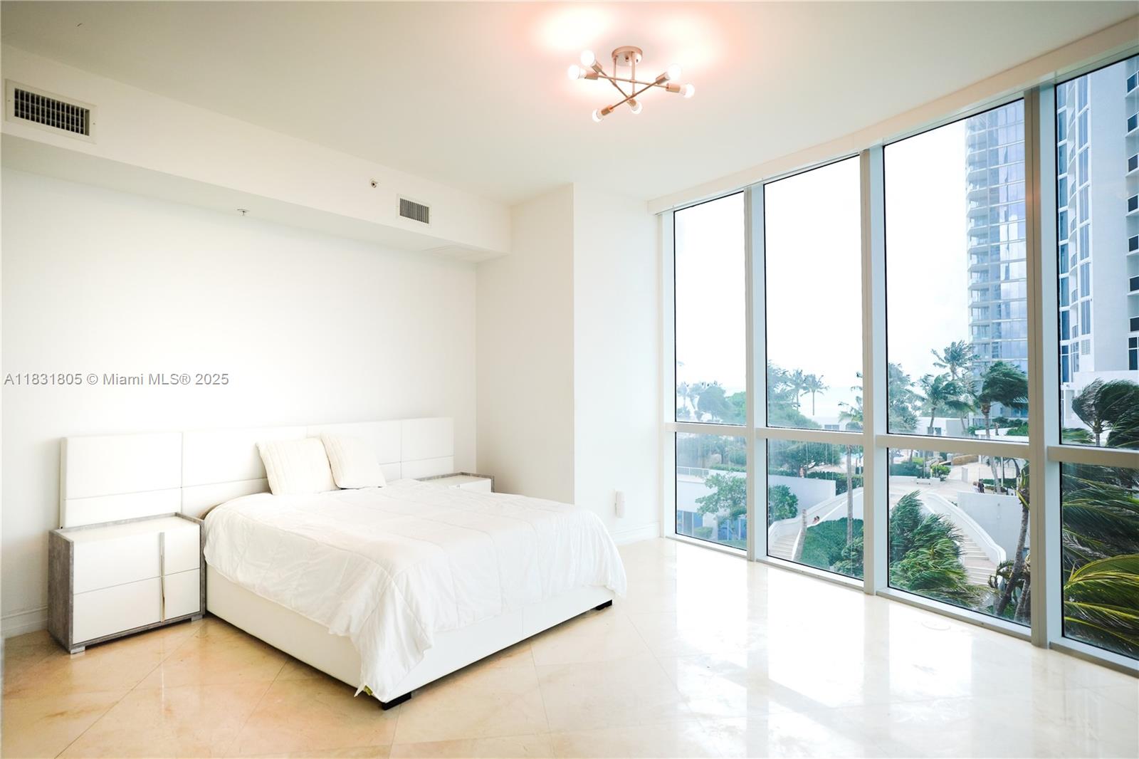 image Trump Palace Condo3