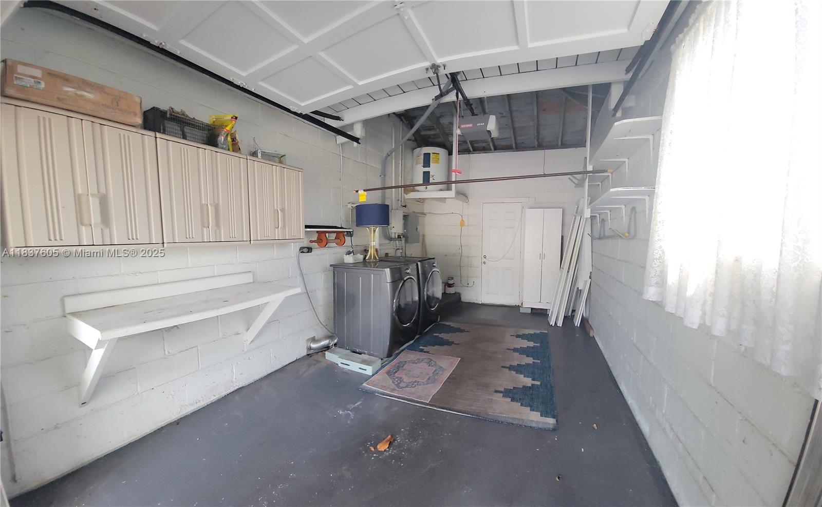 828 NE 76th St Miami, FL 33138