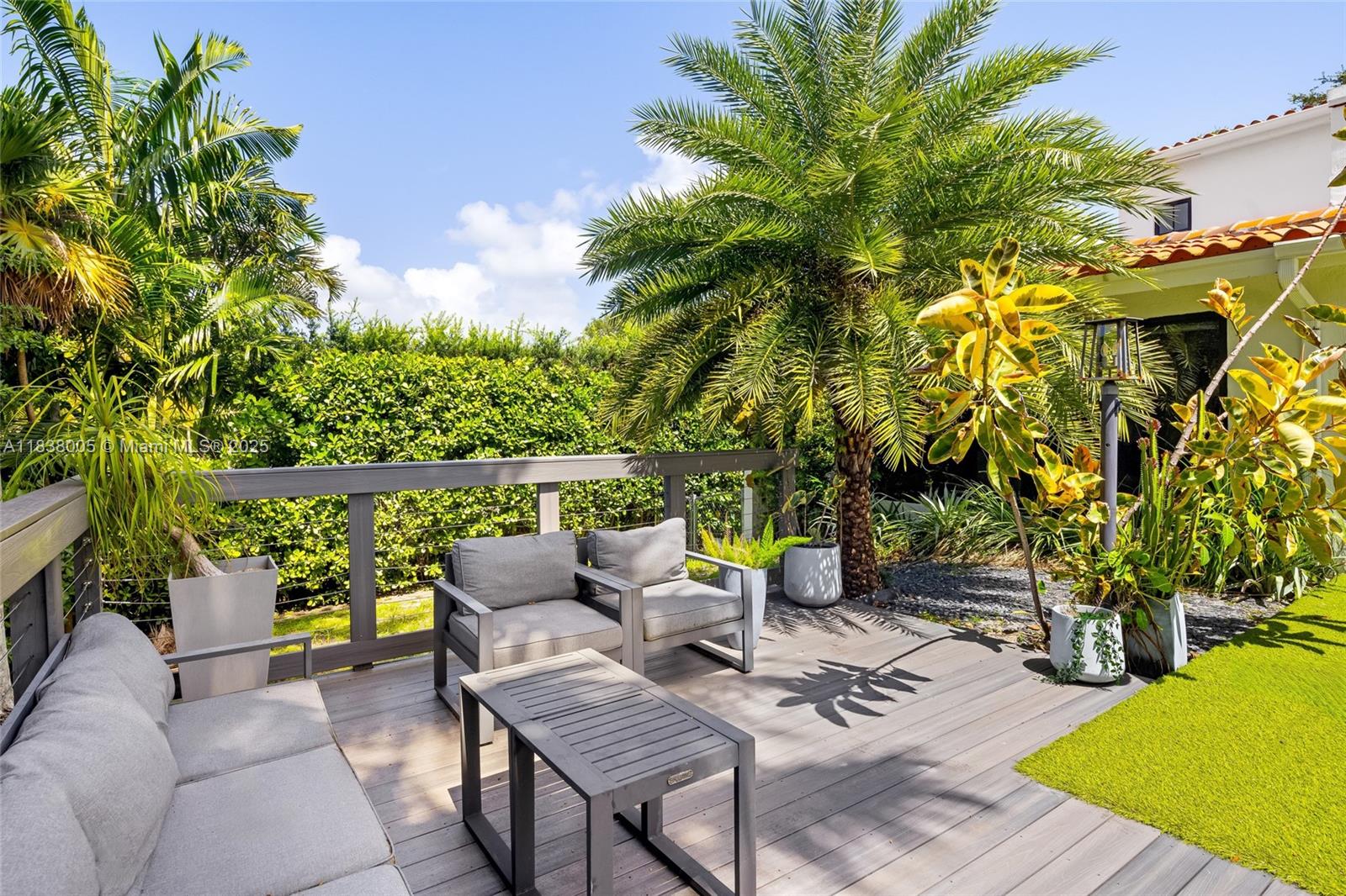 1400 Coruna Ave Coral Gables, FL 33156