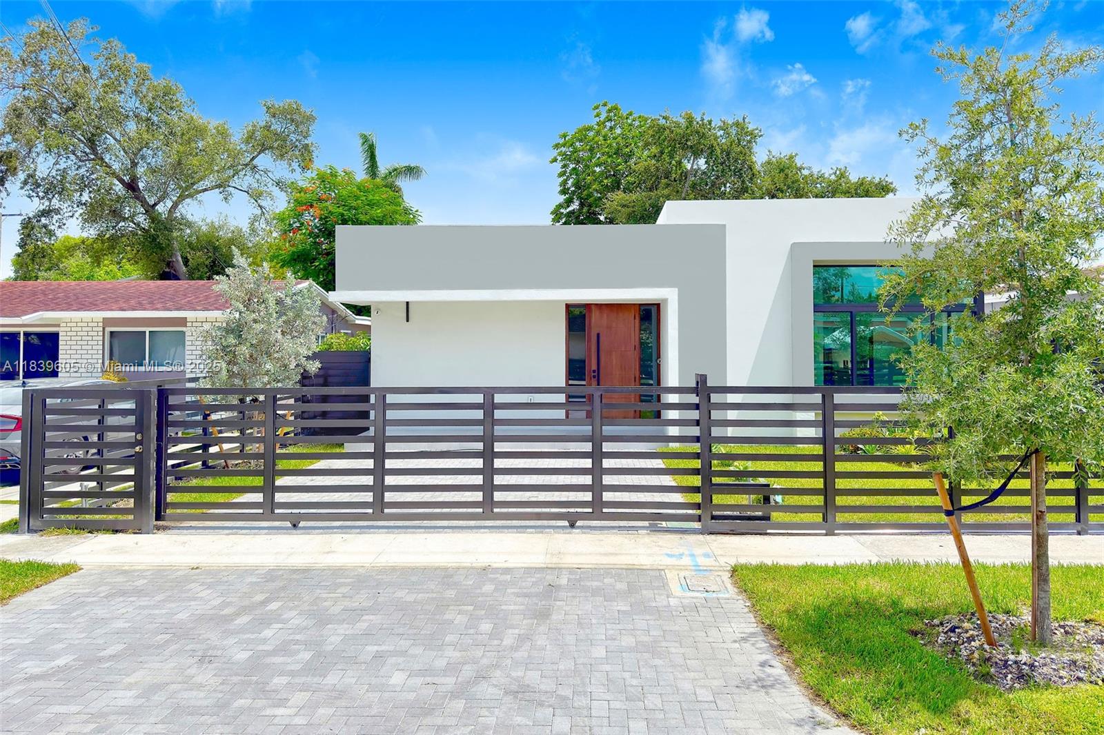 4109 SW 9th Ter