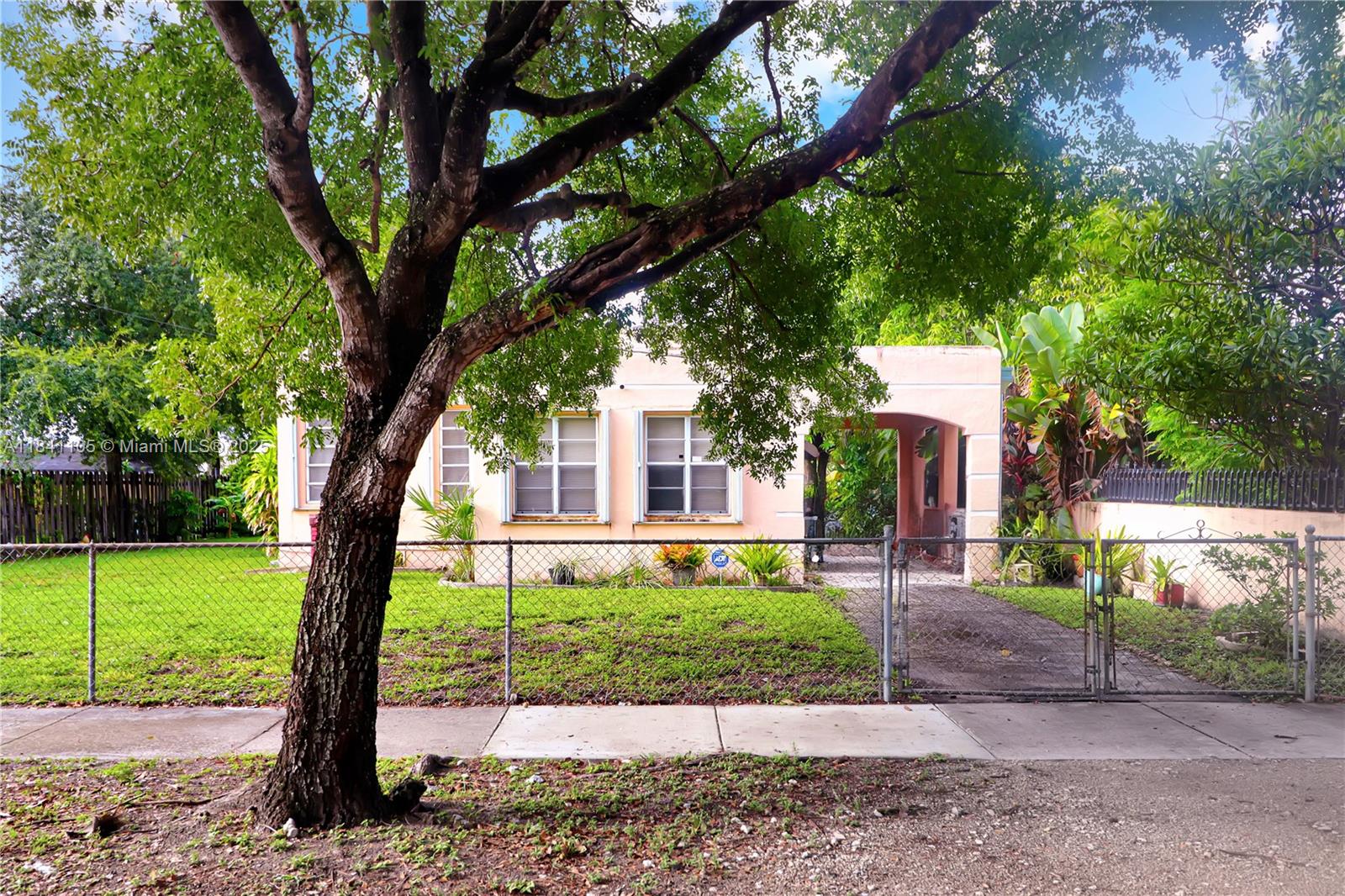 2730 NW 6th St