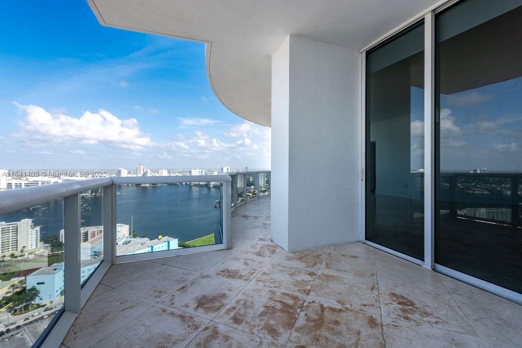 image Trump Palace Condo25