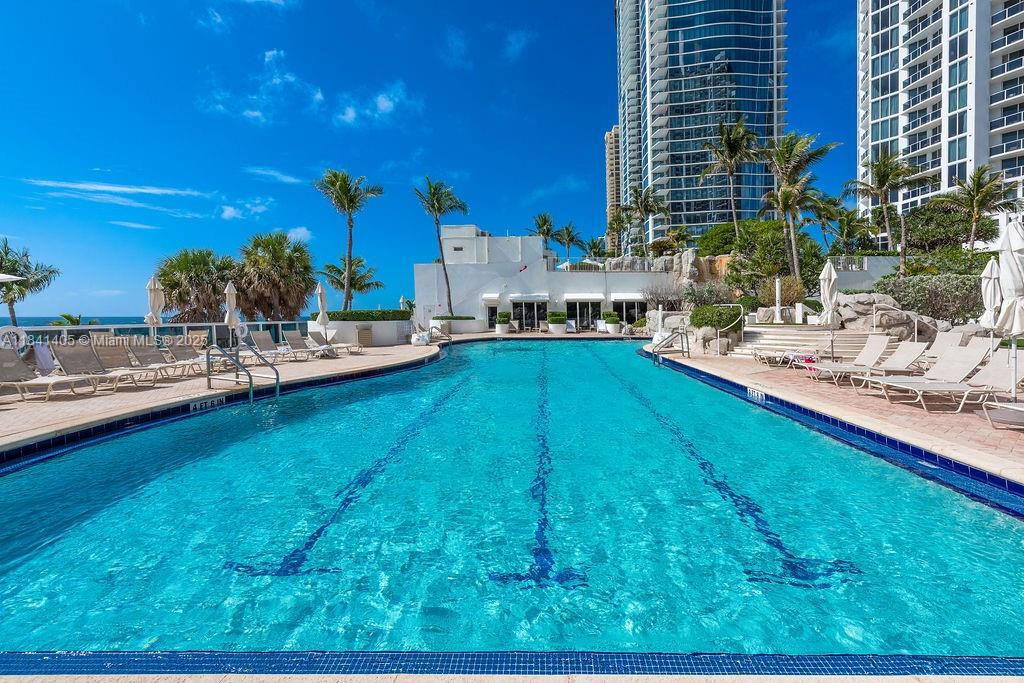 image Trump Palace Condo33