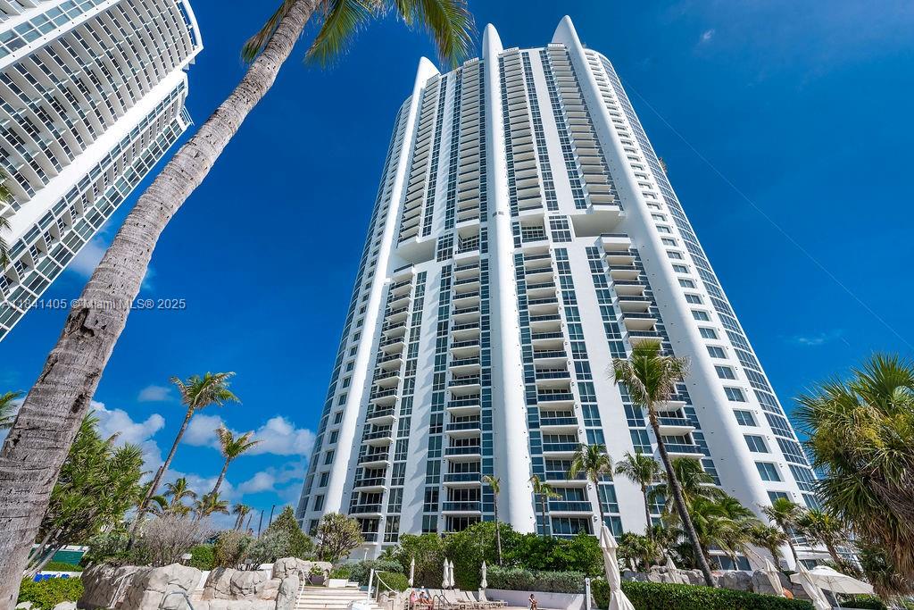 image Trump Palace Condo39