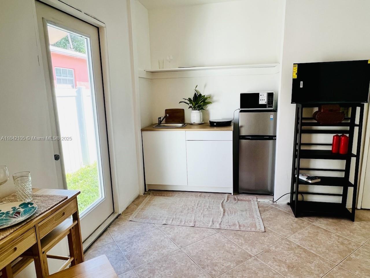11400 NE 13th Ave #1