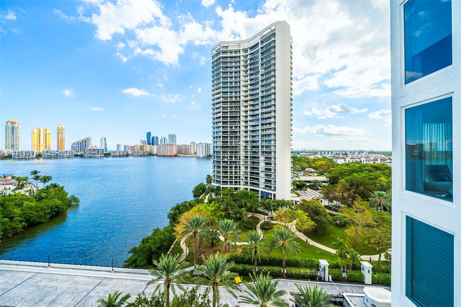 6000 Island Blvd #1007 Aventura, FL 33160