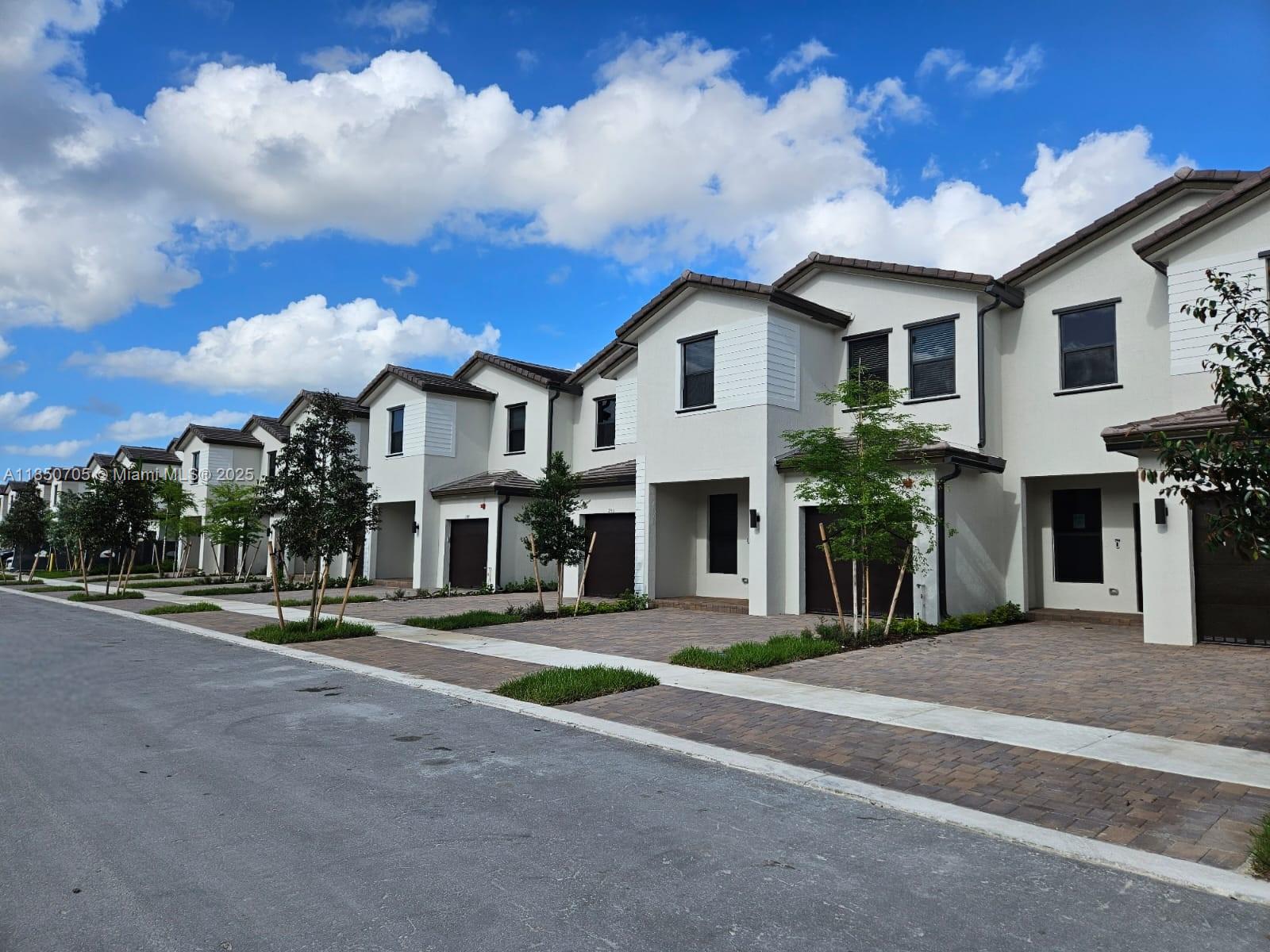 257 SW 159th Way #257