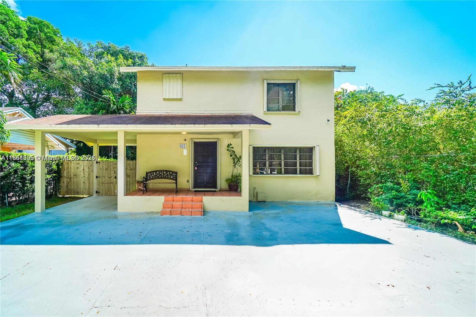 927 SW 15th Ave