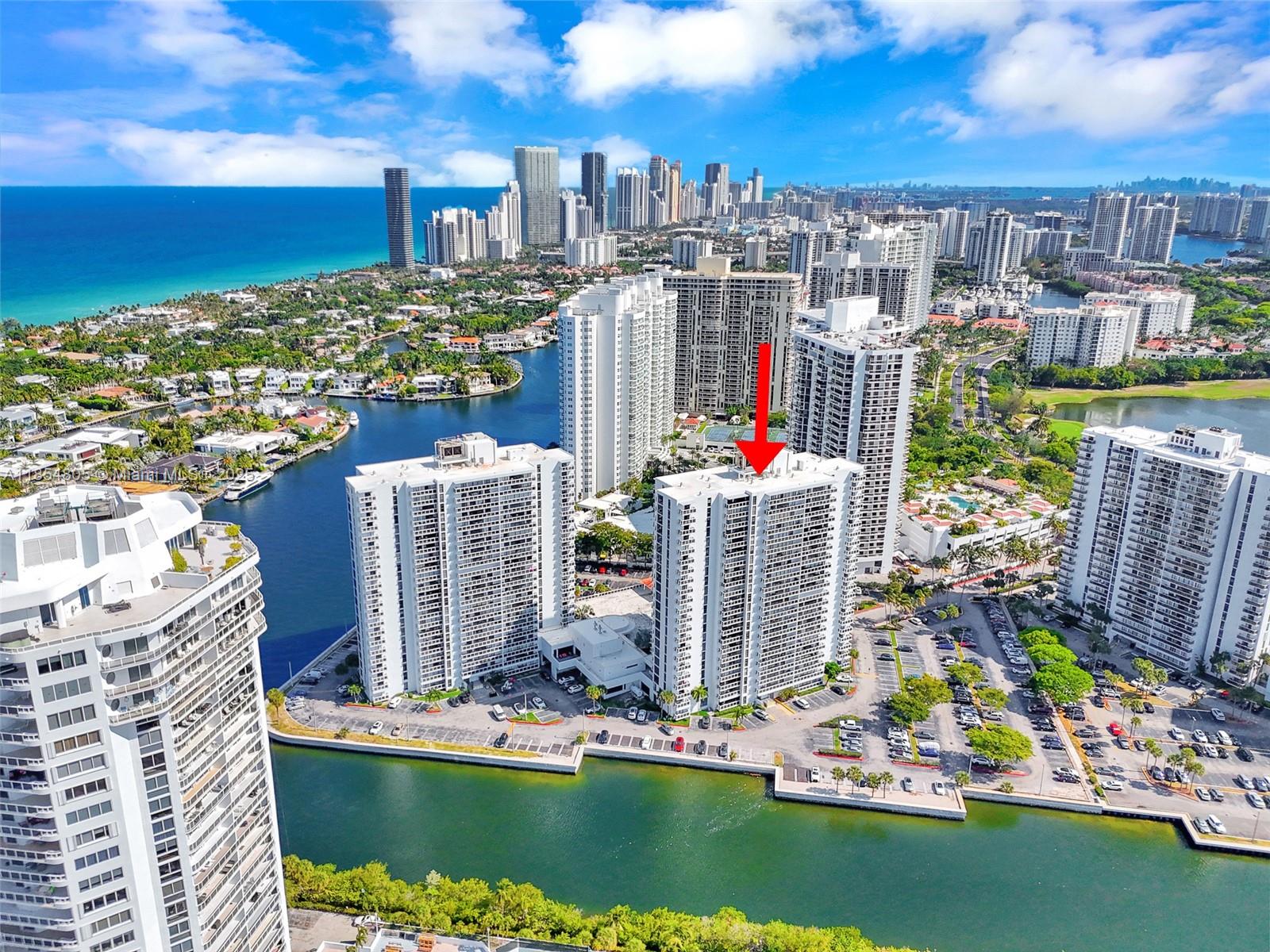 20505 E Country Clb Dr #137