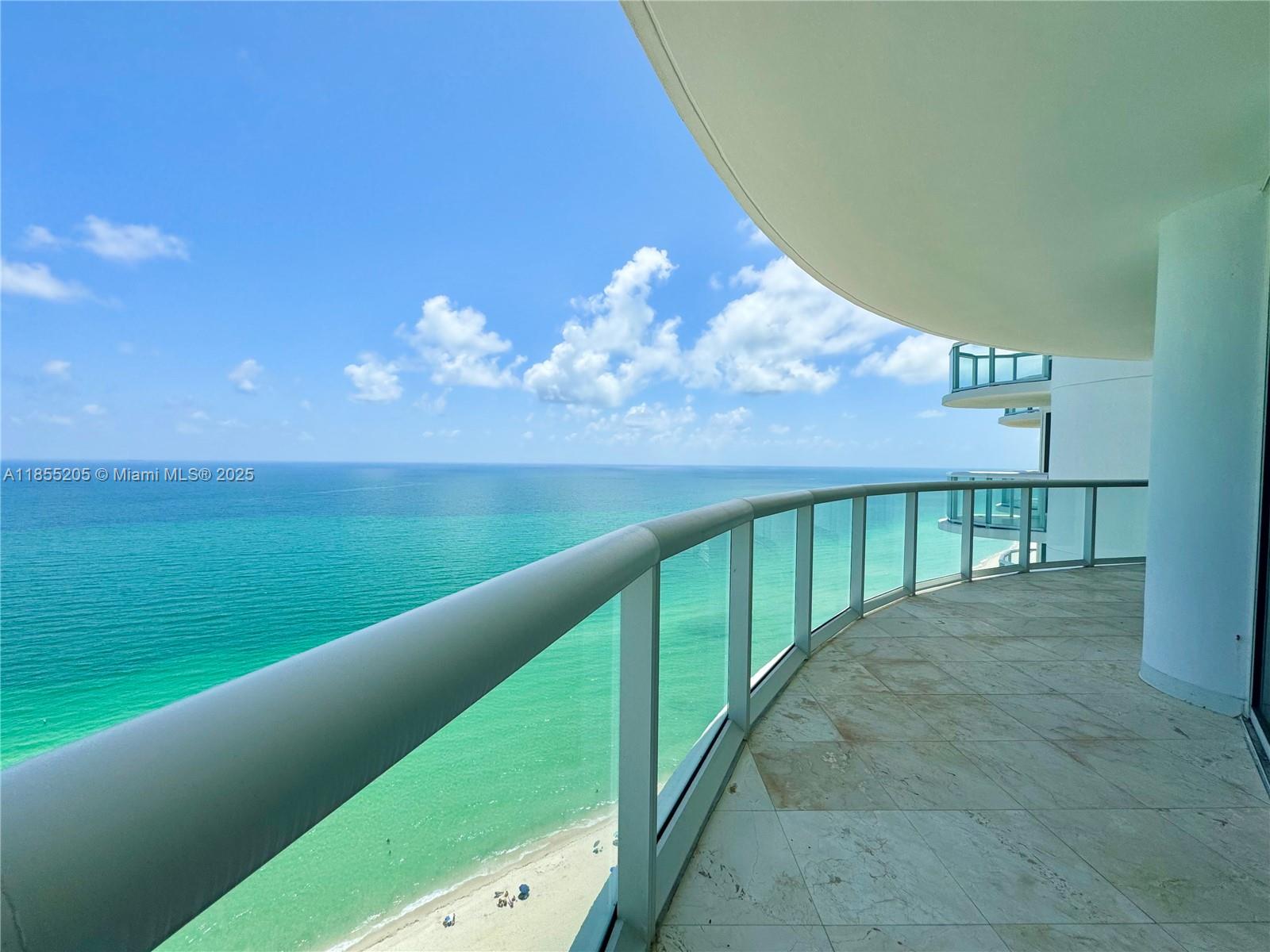 6365 Collins Ave #2802