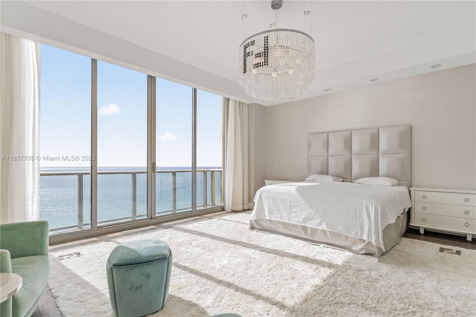 image Mansions At Acqualina17