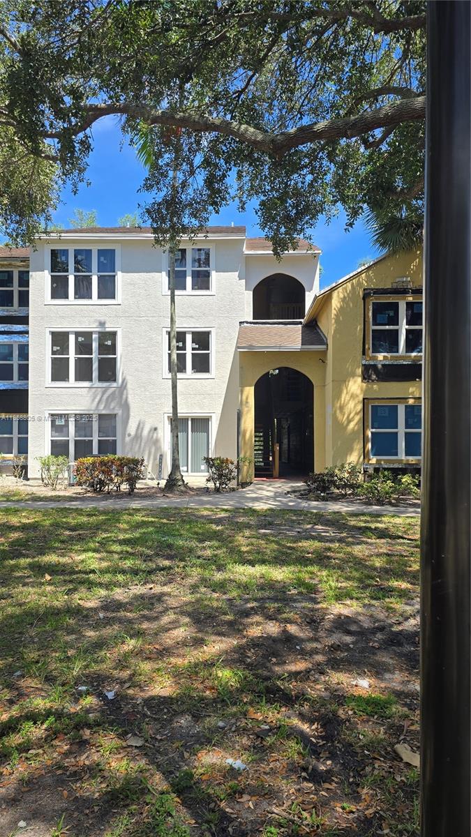 2319 N Congress Ave #15