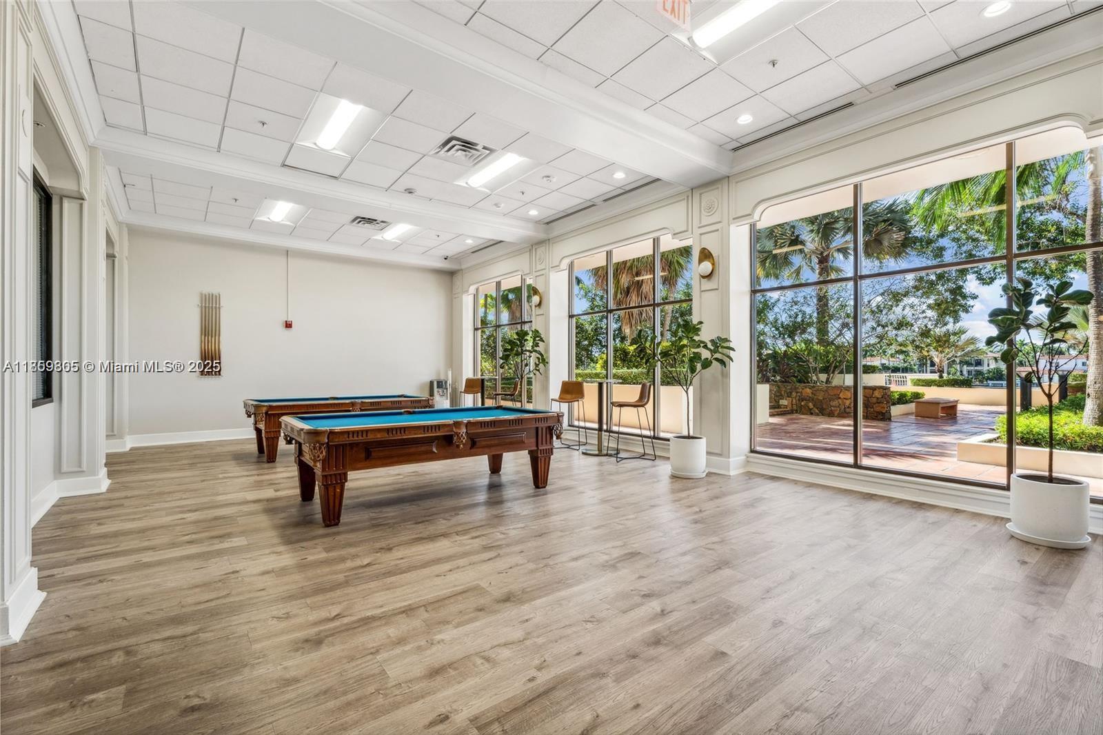 5600 Collins Ave #12H Miami Beach, FL 33140