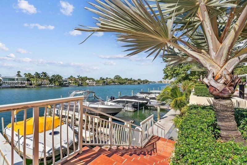 5600 Collins Ave #12H Miami Beach, FL 33140