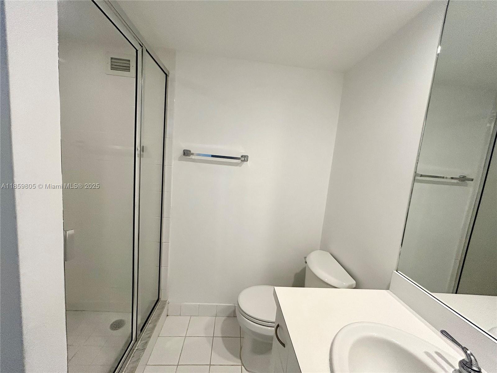 5600 Collins Ave #12H Miami Beach, FL 33140