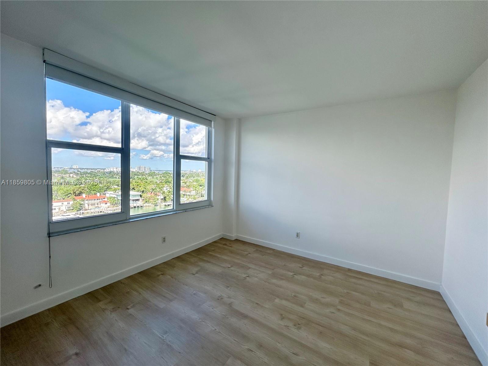 5600 Collins Ave #12H Miami Beach, FL 33140