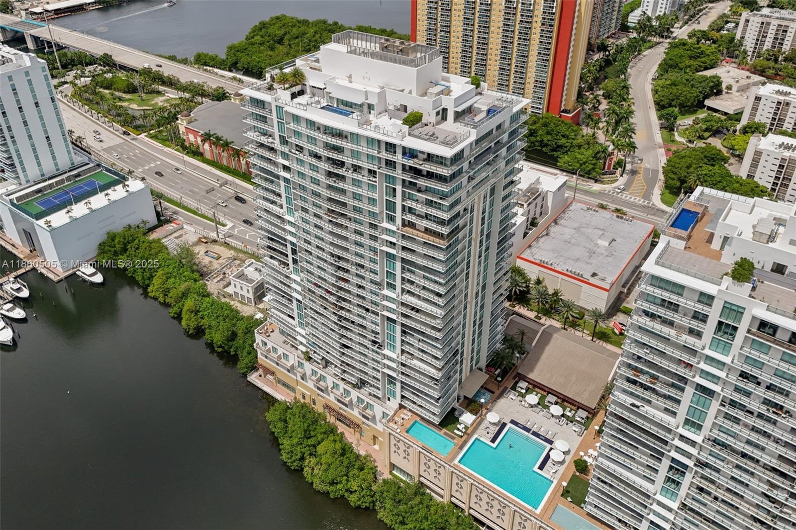 image Parque Towers74