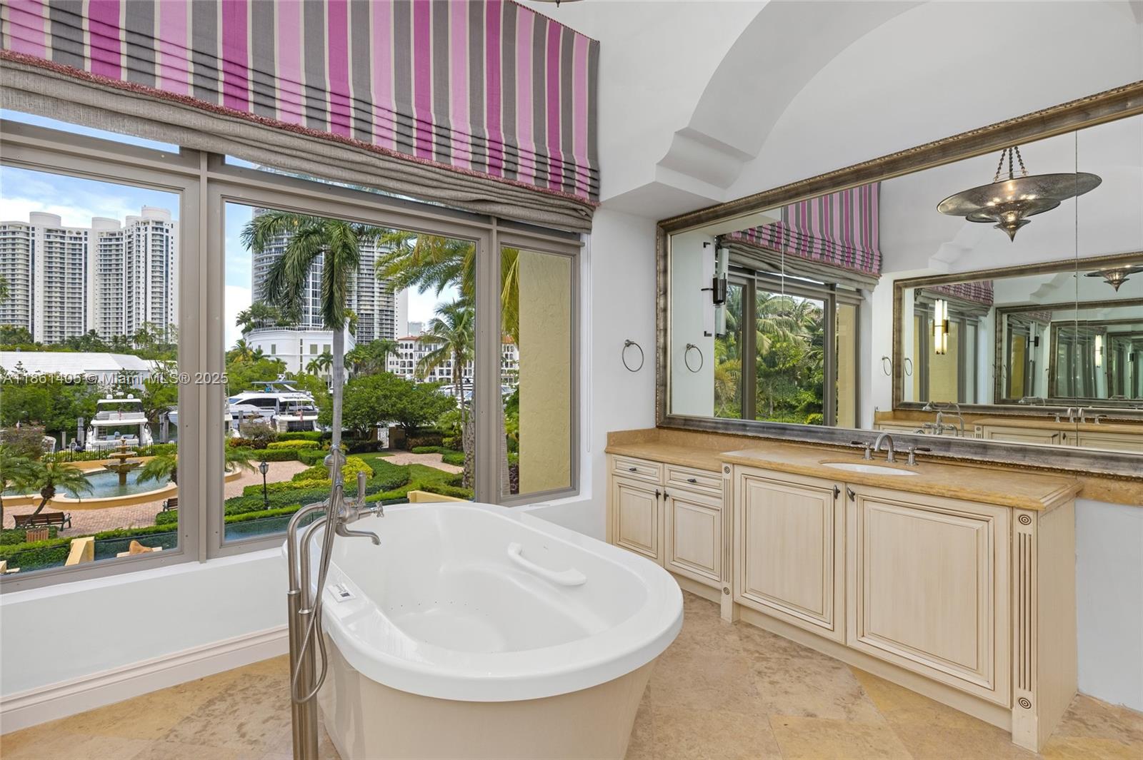 1504 Island Blvd Aventura, FL 33160 1504 Island Blvd Aventura, FL 33160